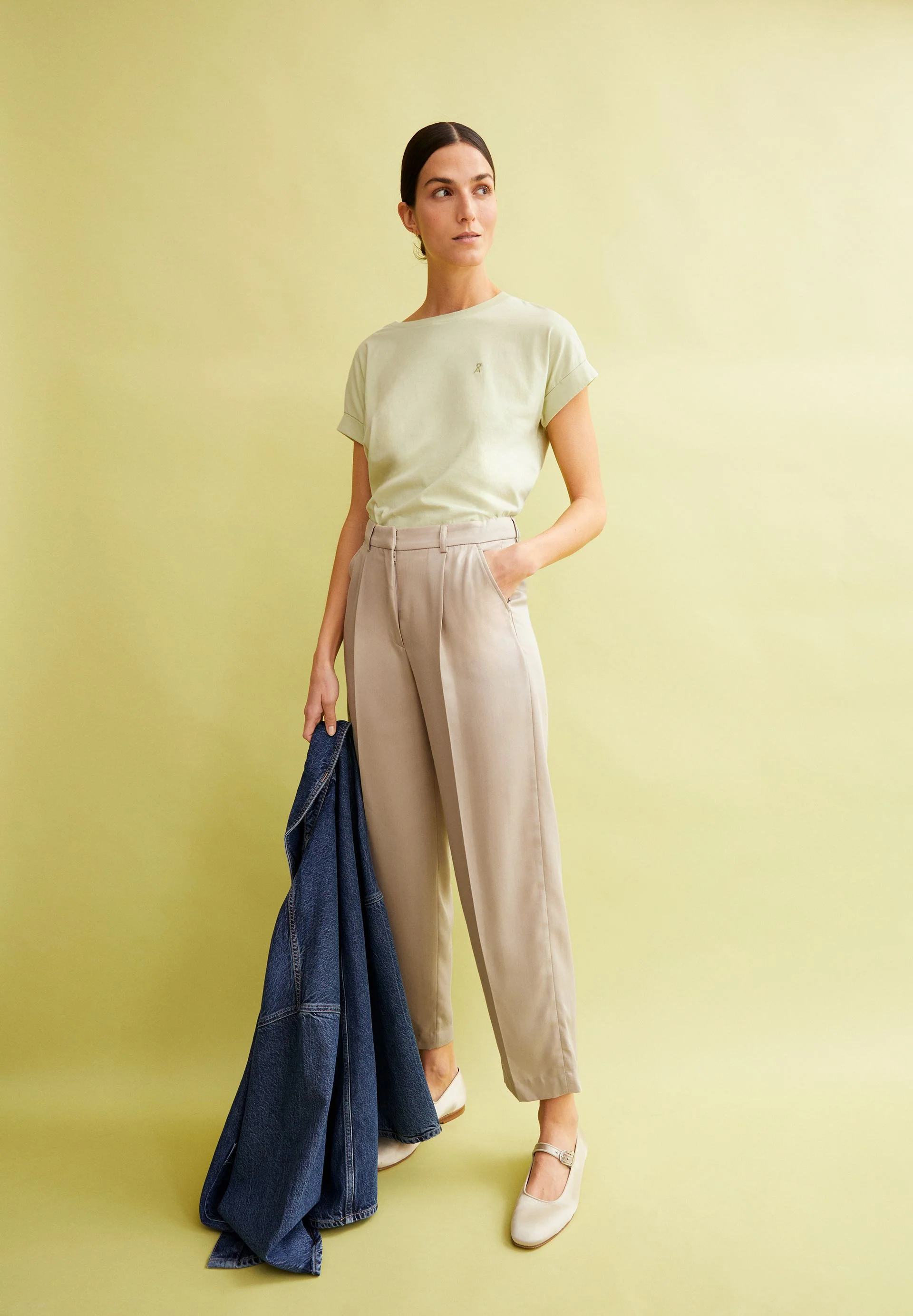 IDAARA T-SHIRT | pastel green - Image 4