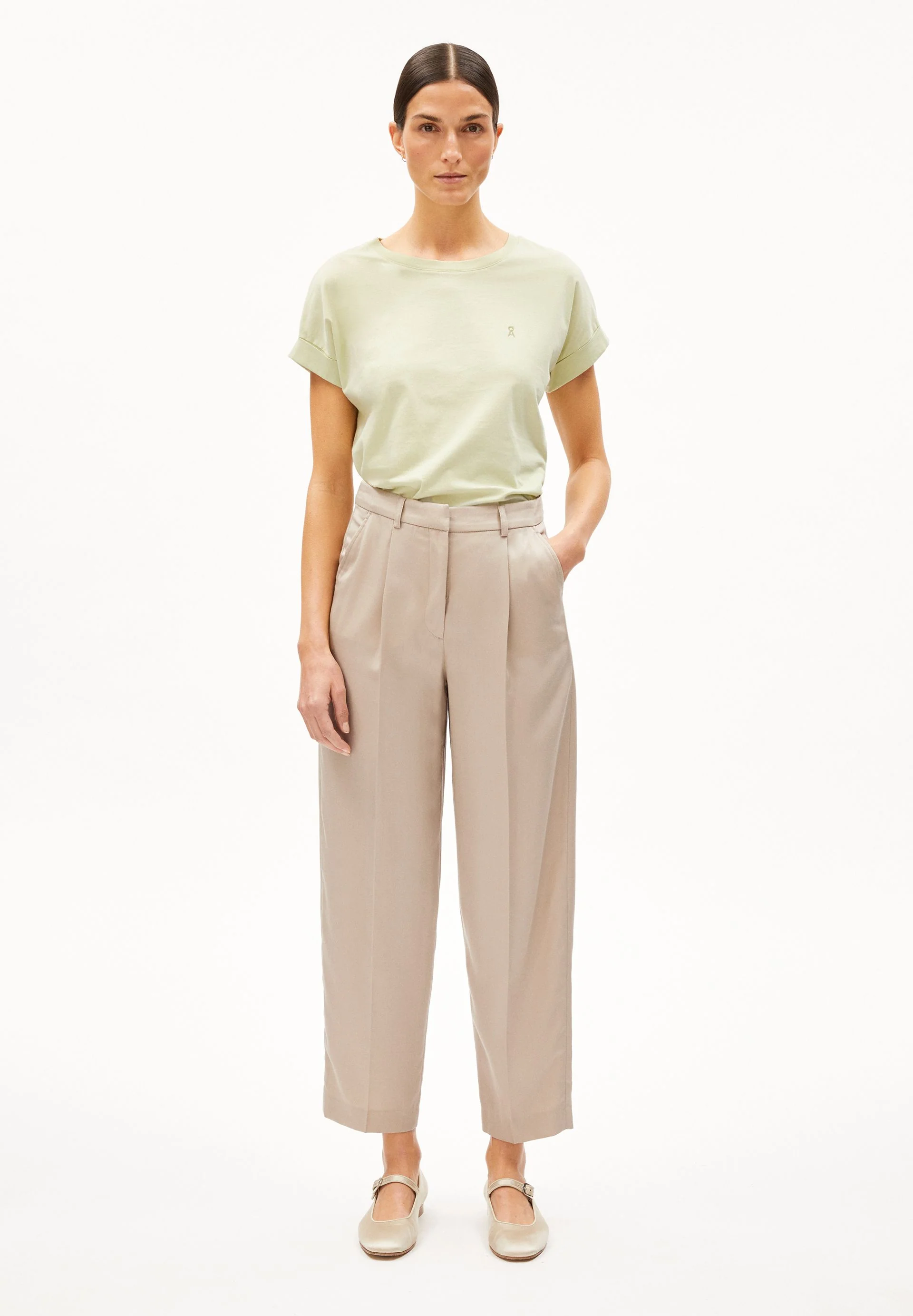 IDAARA T-SHIRT | pastel green - Image 5