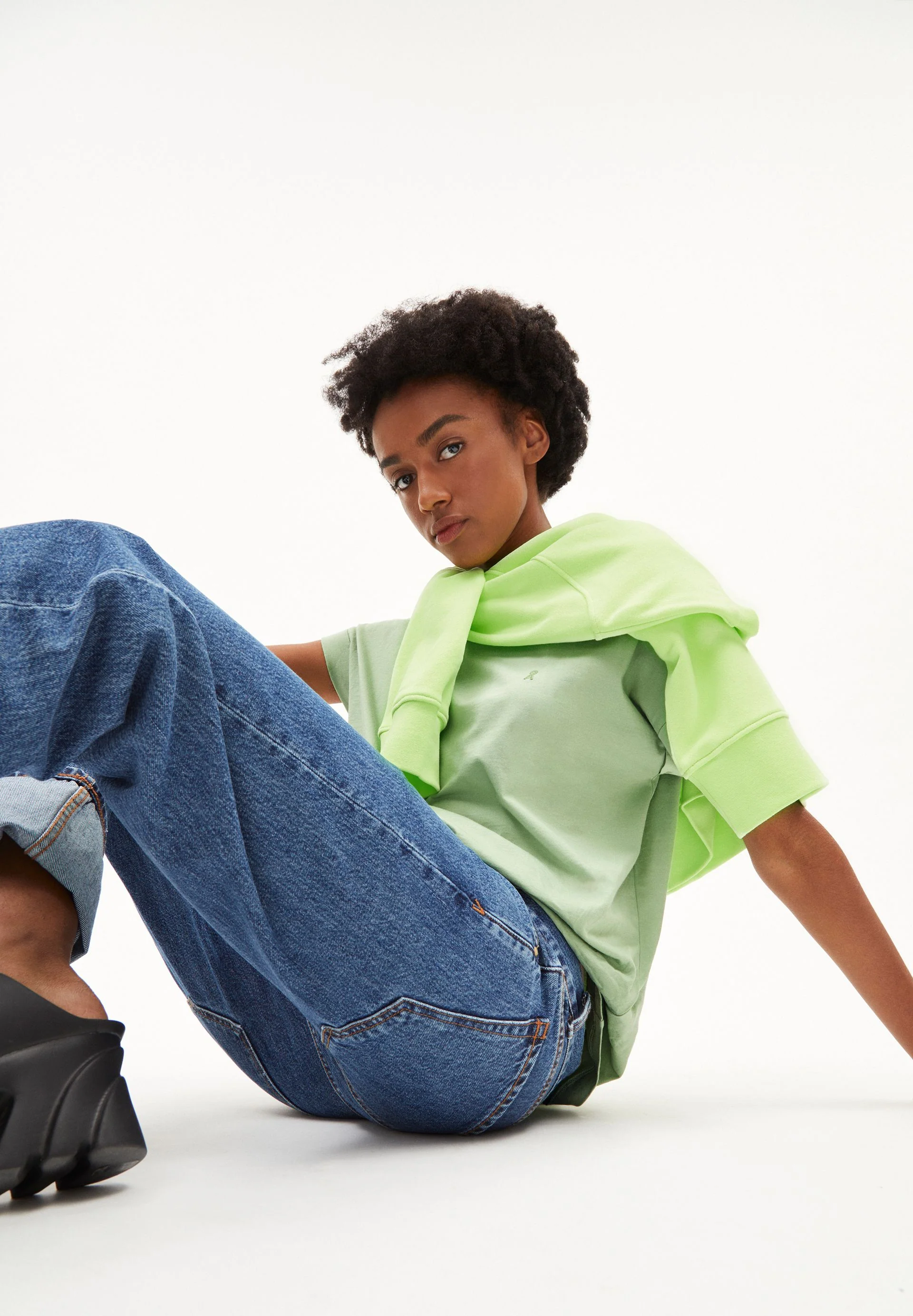 IDAARA T-SHIRT | smith green - Image 4