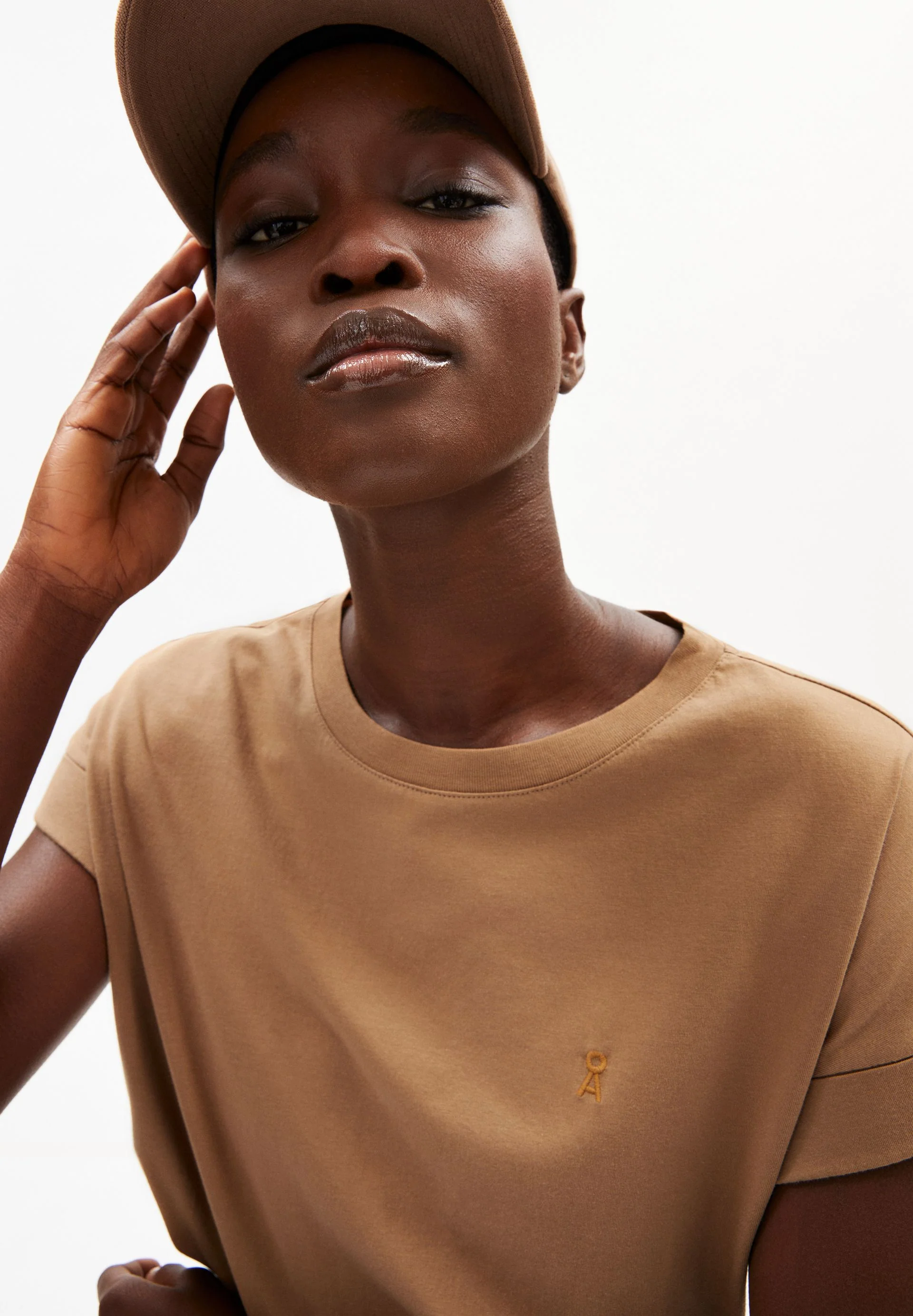 IDAARA T-SHIRT | smoky almond - Image 3