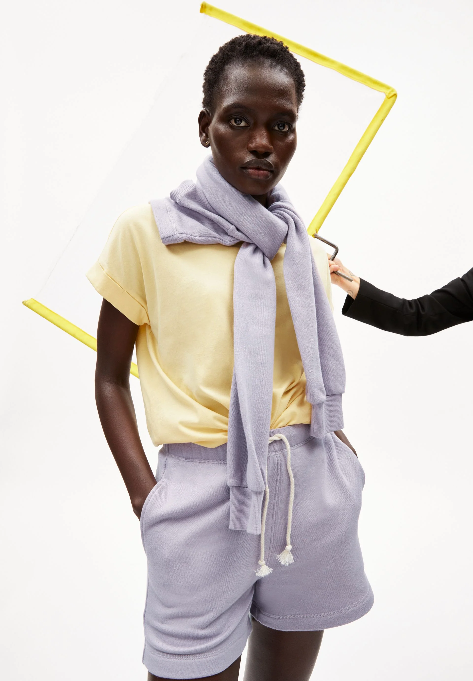 IDAARA T-SHIRT | straw - Image 4