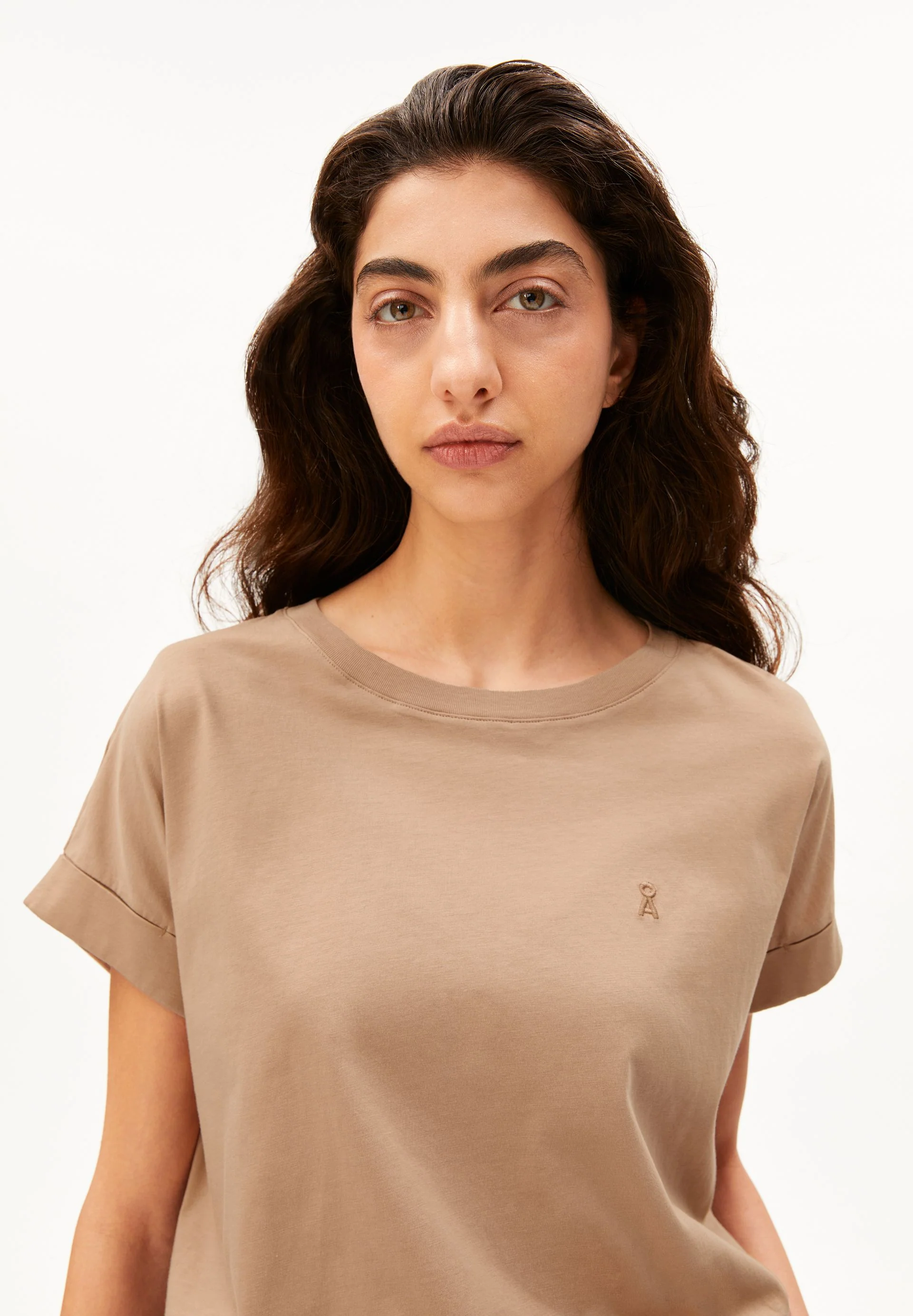 IDAARA T-SHIRT | true camel - Image 3