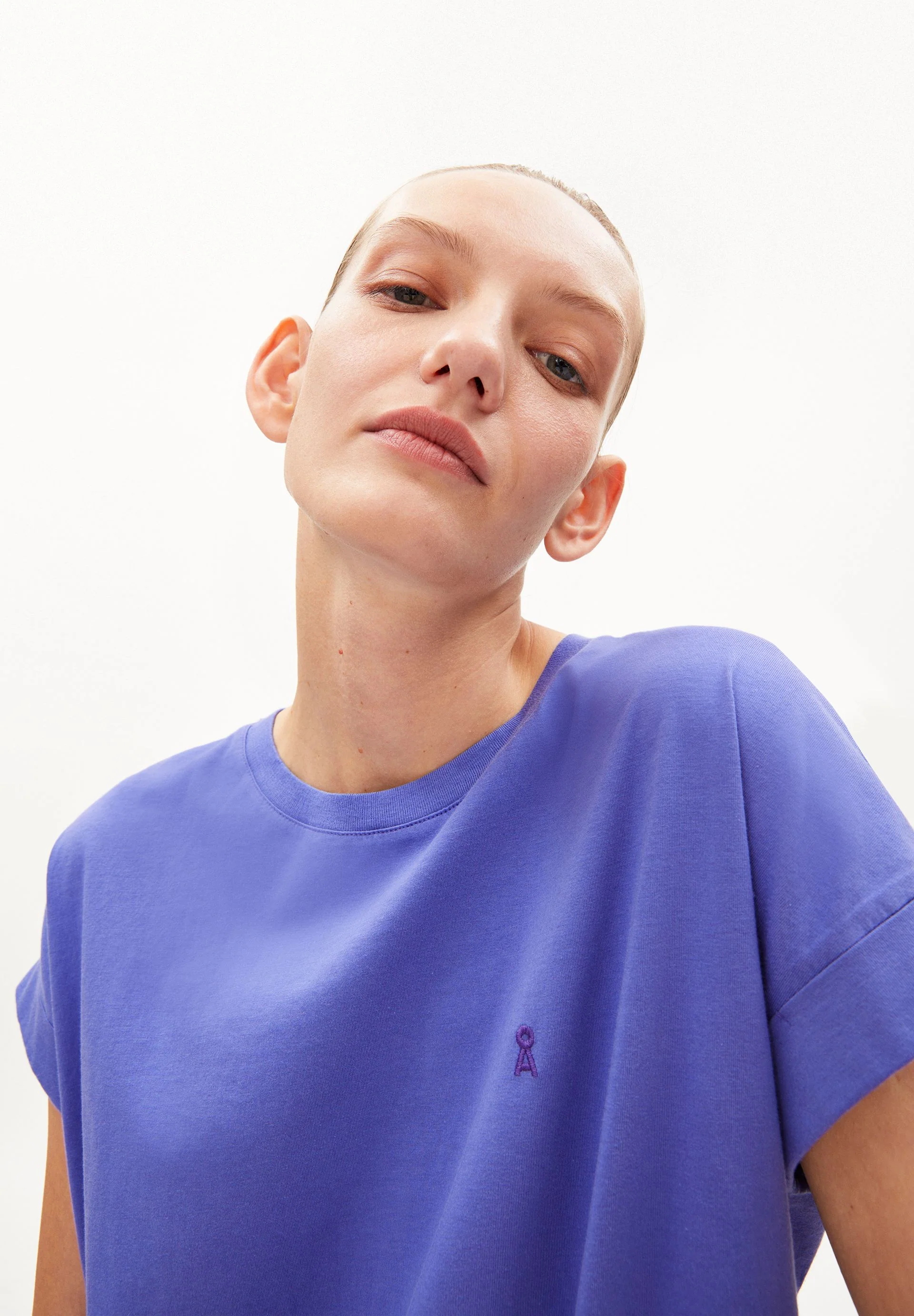IDAARA T-SHIRT | vibrant violet - Image 3