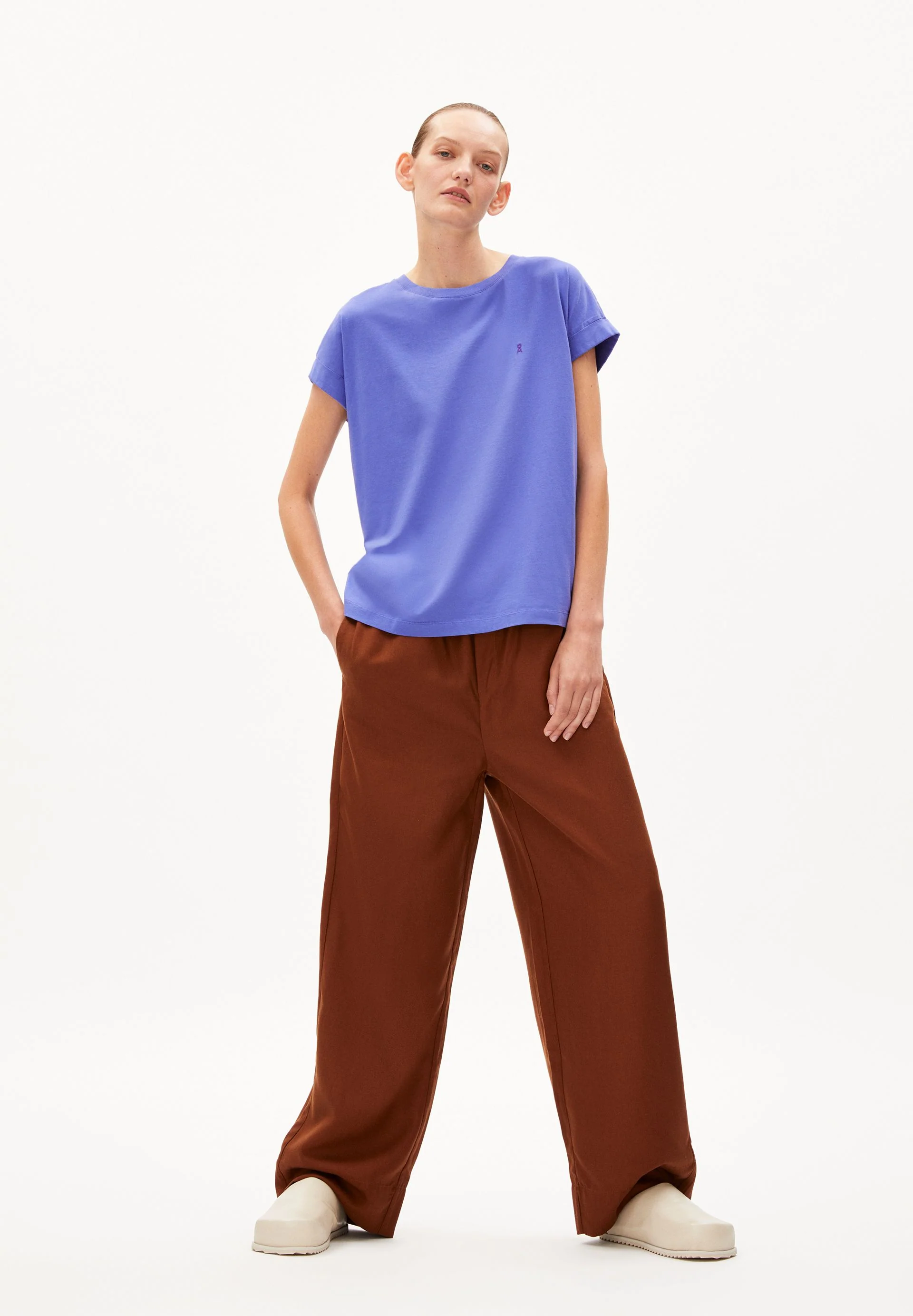 IDAARA T-SHIRT | vibrant violet - Image 5