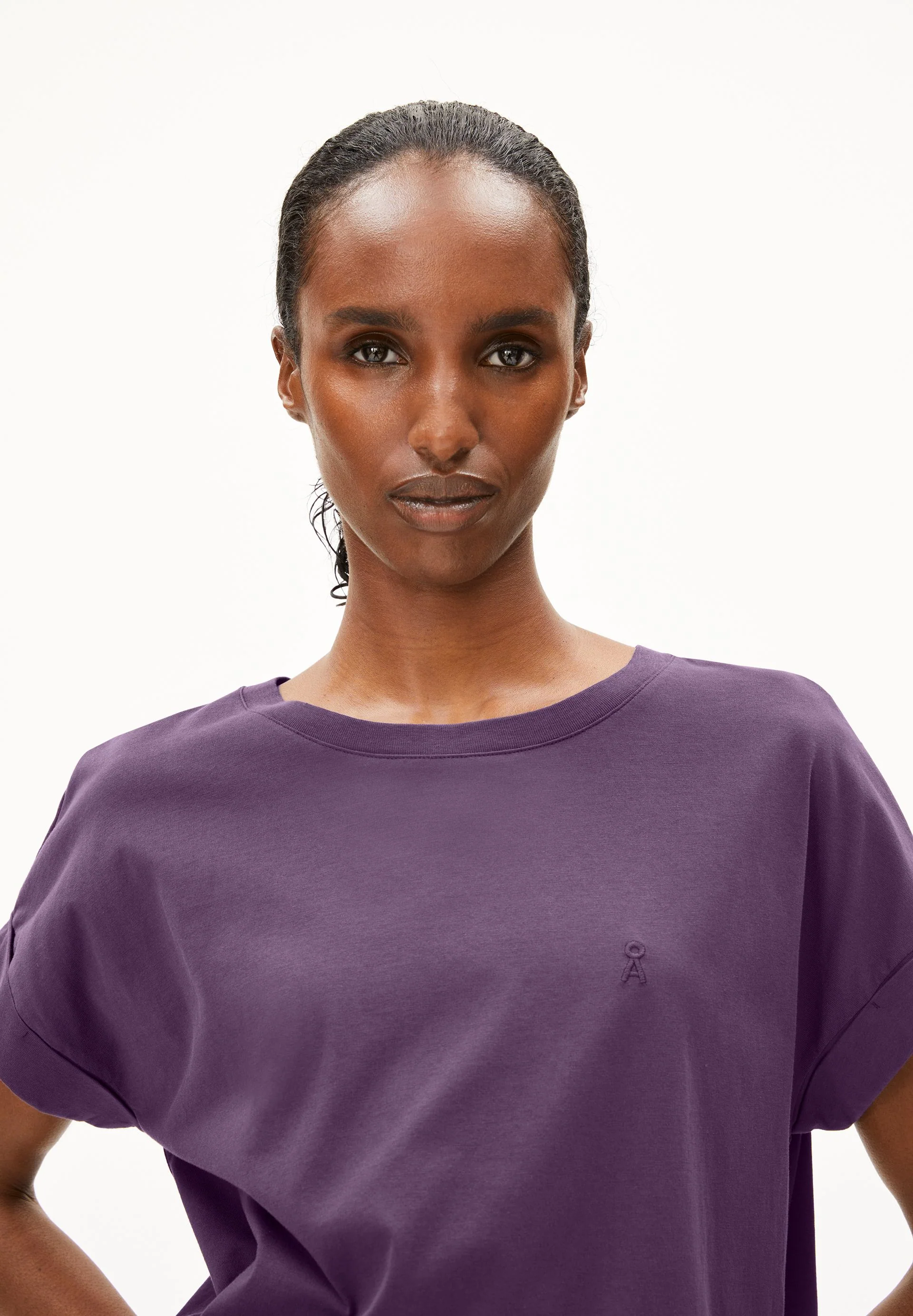 IDAARA T-SHIRT | vivid violet - Image 3