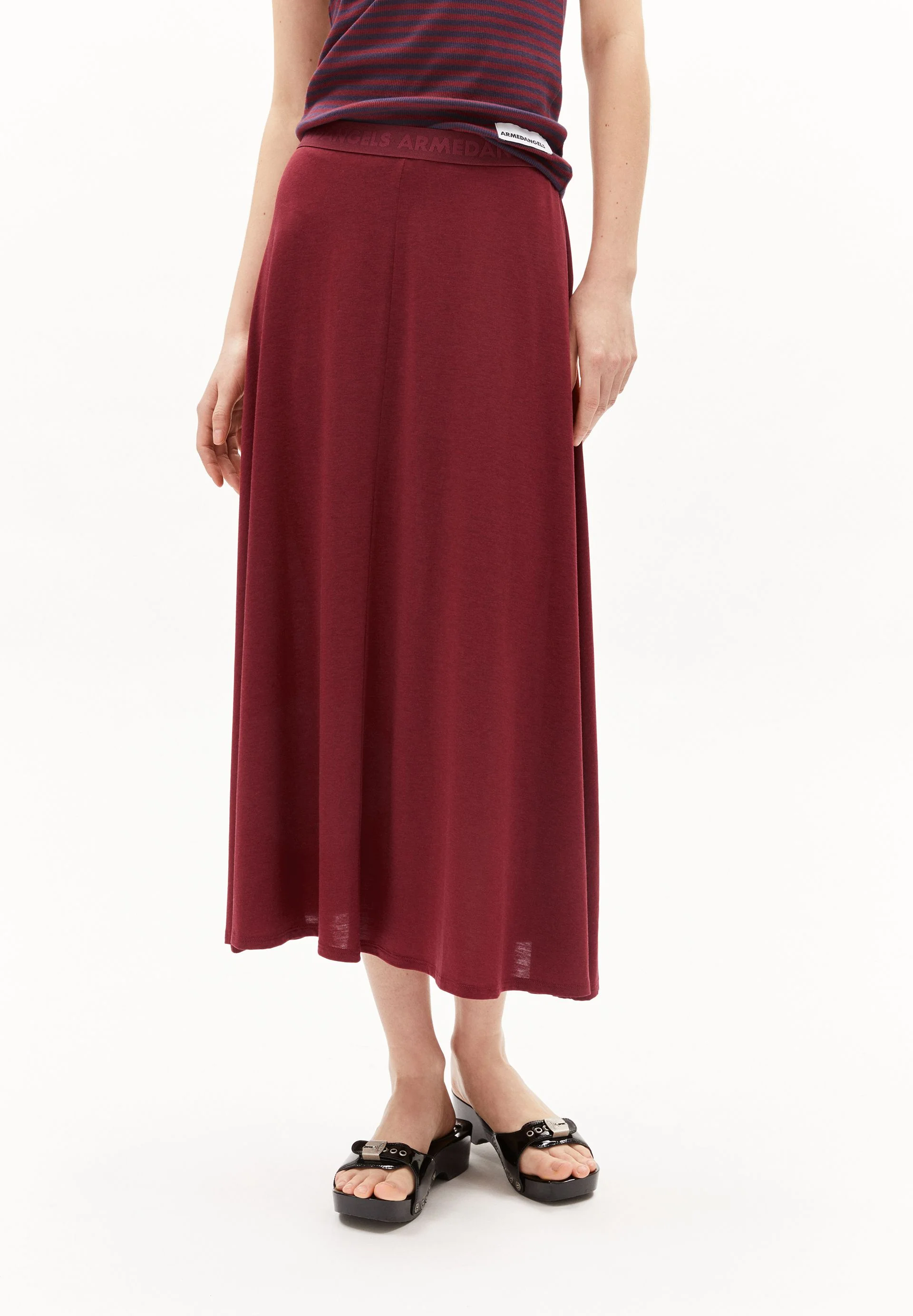 ILENIAA LARAA - Image 8