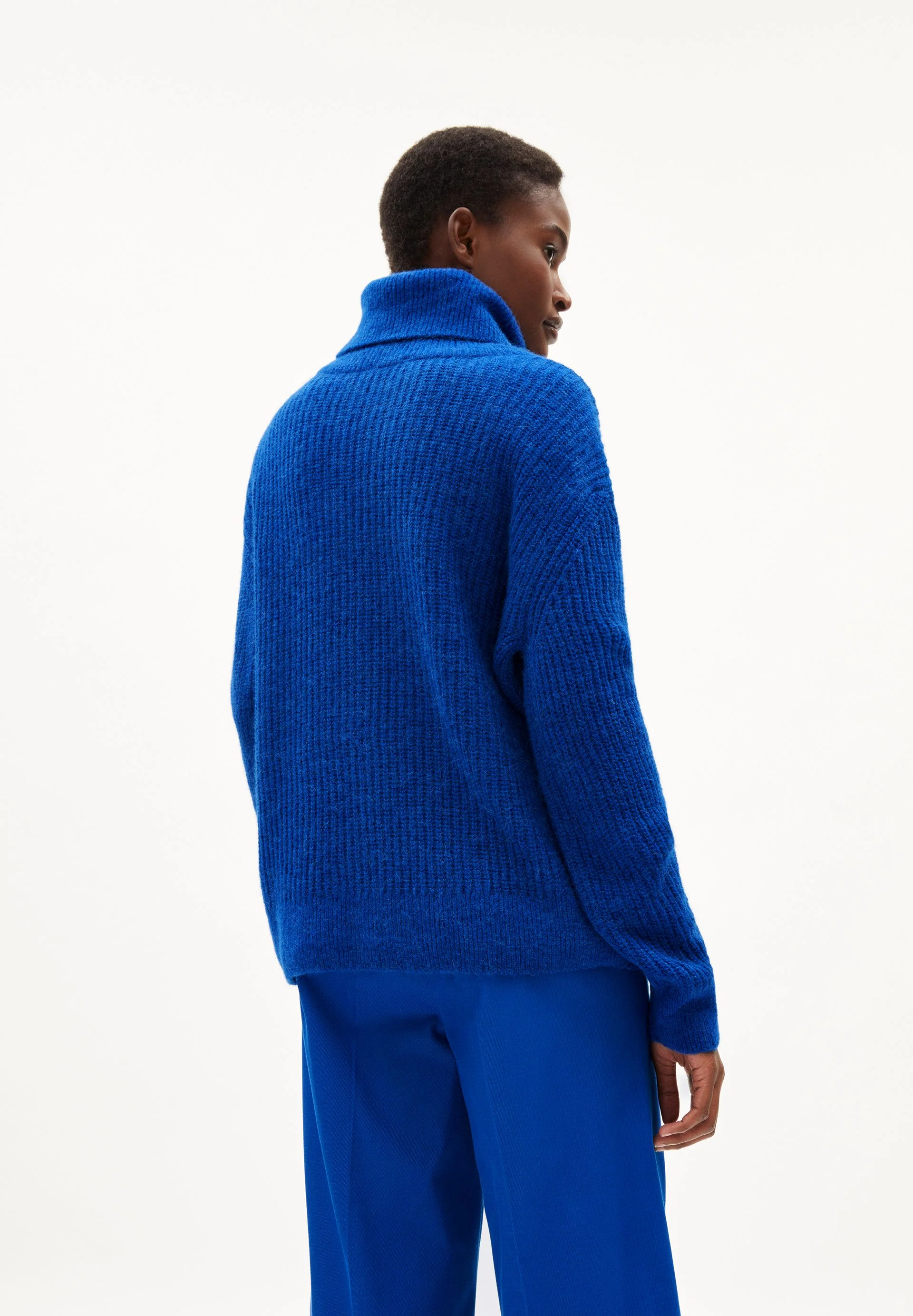 ILSIAA | dynamo blue - Image 2