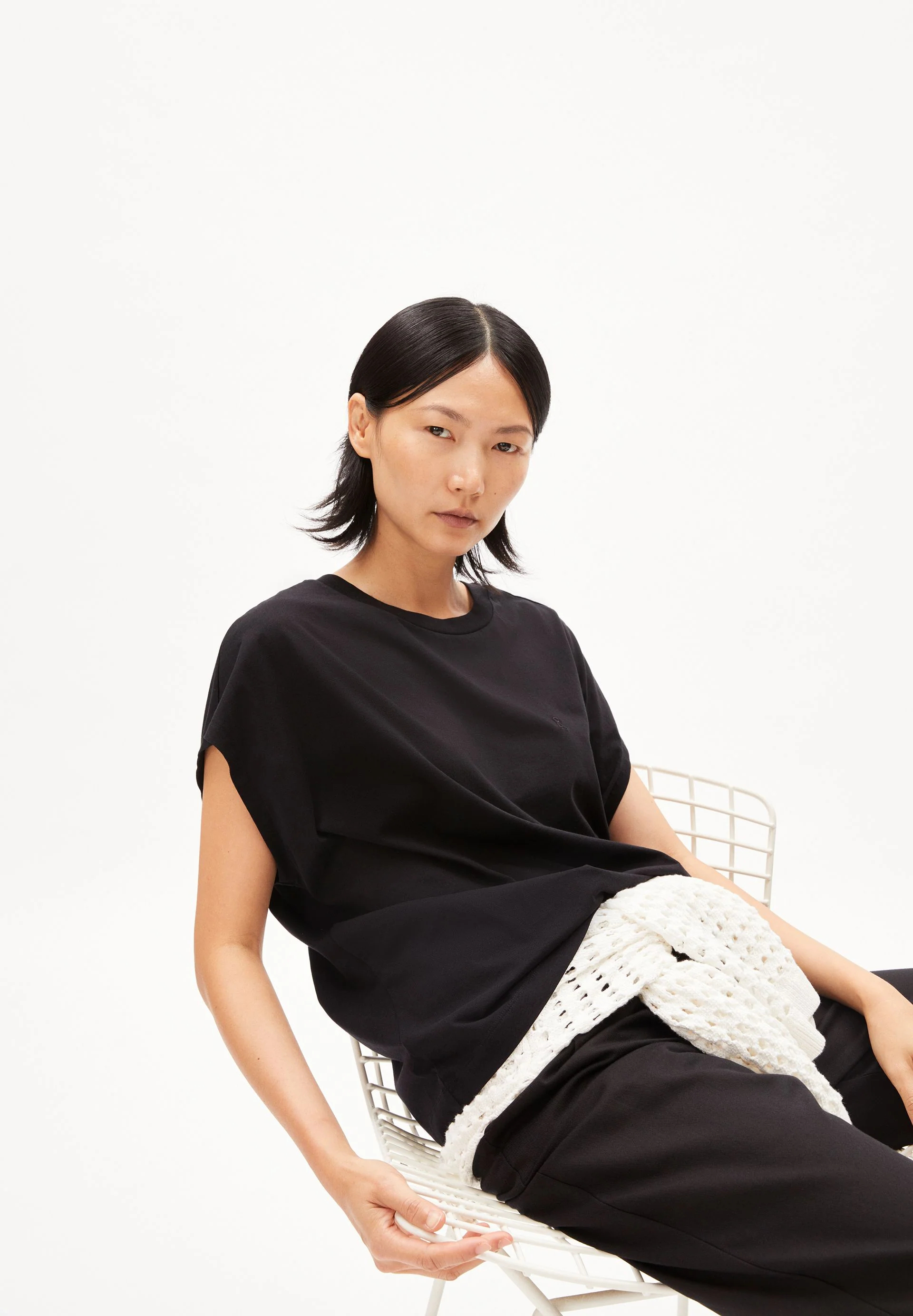 INAARA | black - Image 4