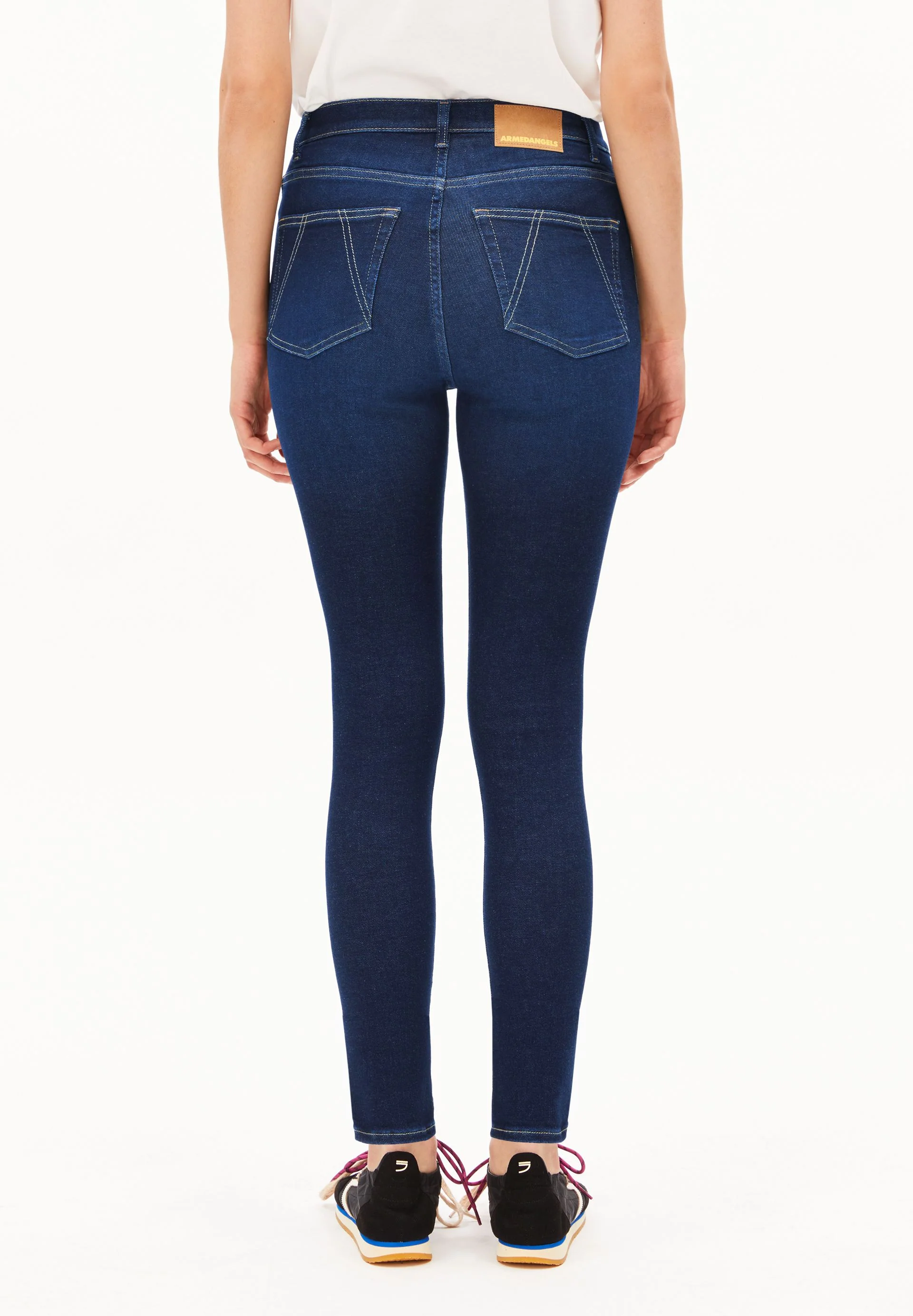 INGAA HIGH WAIST SKINNY JEANS | demure - Image 2