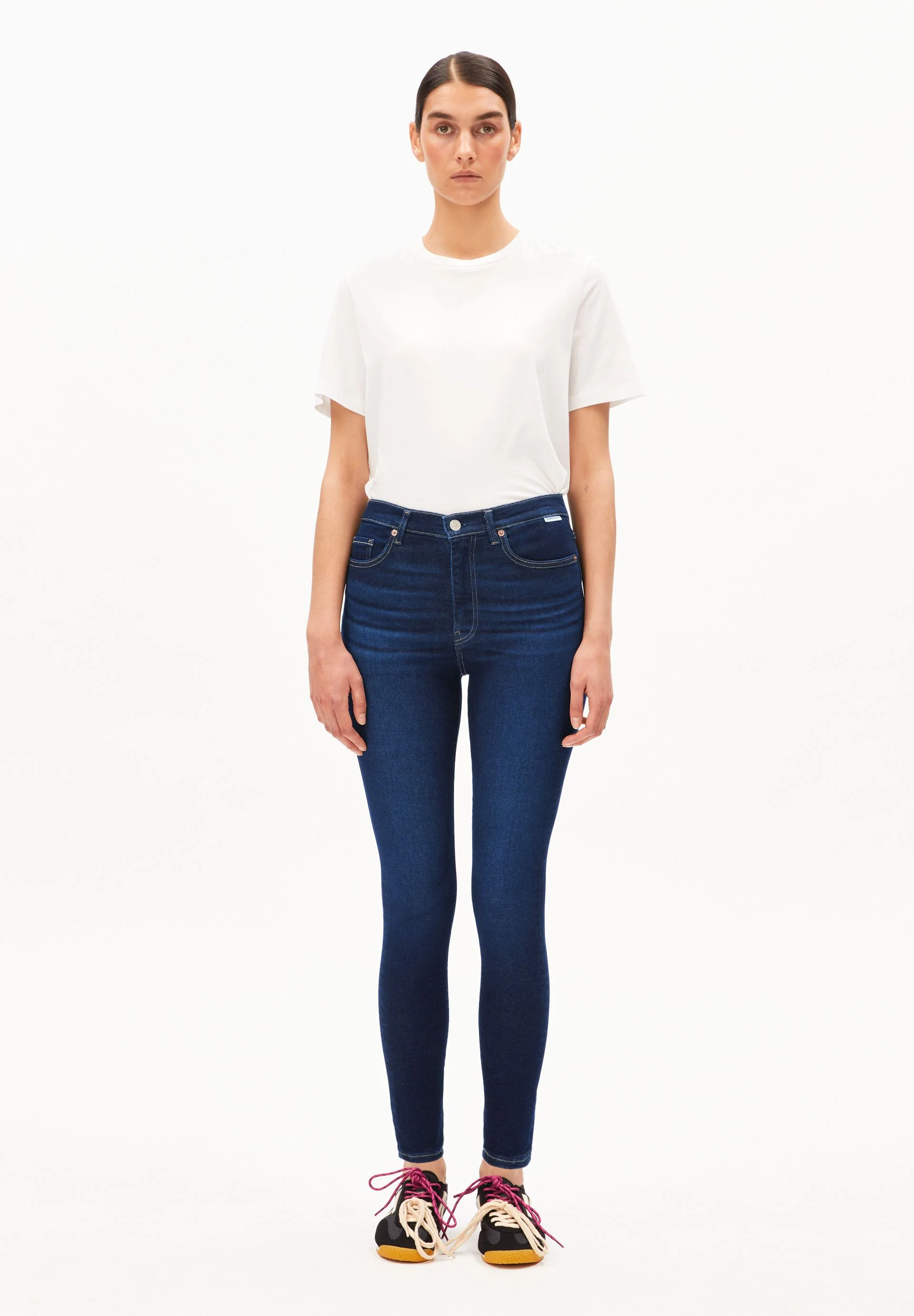 INGAA HIGH WAIST SKINNY JEANS | demure - Image 5