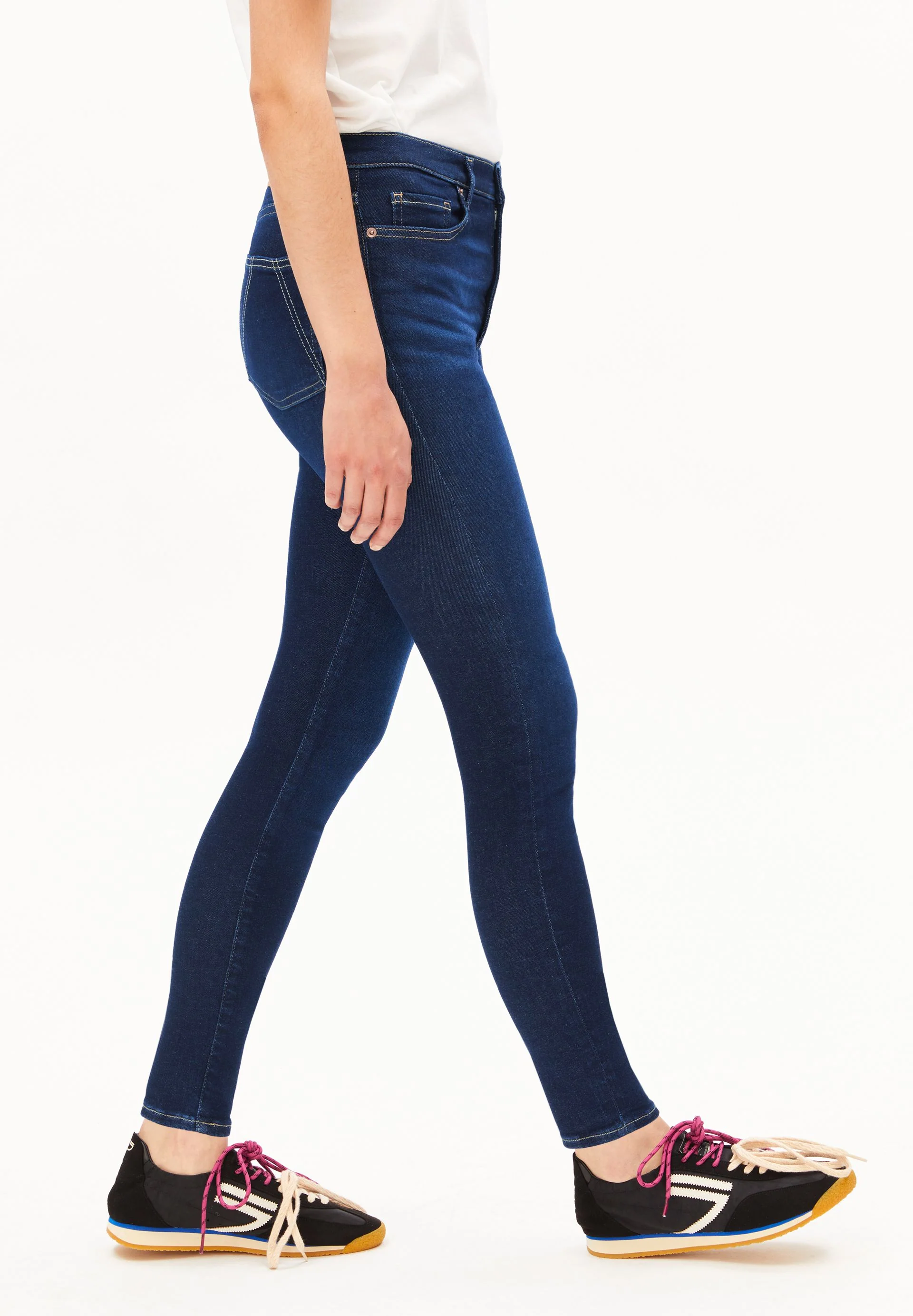 INGAA HIGH WAIST SKINNY JEANS | demure - Image 6