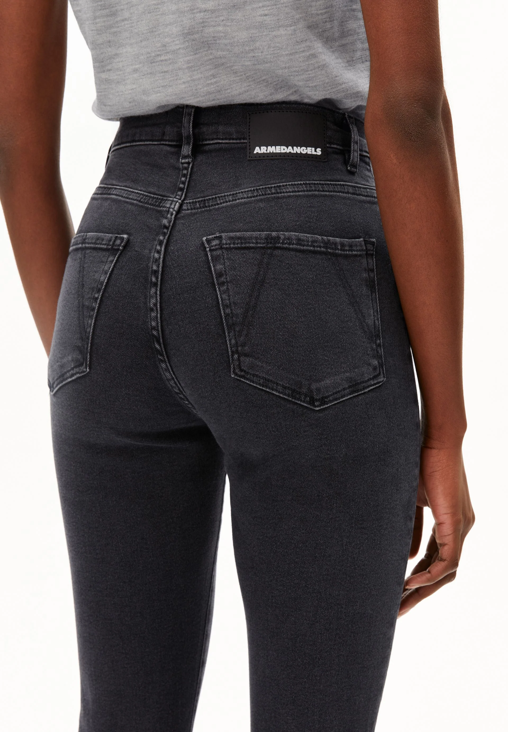 INGAA | true black washed - Image 3