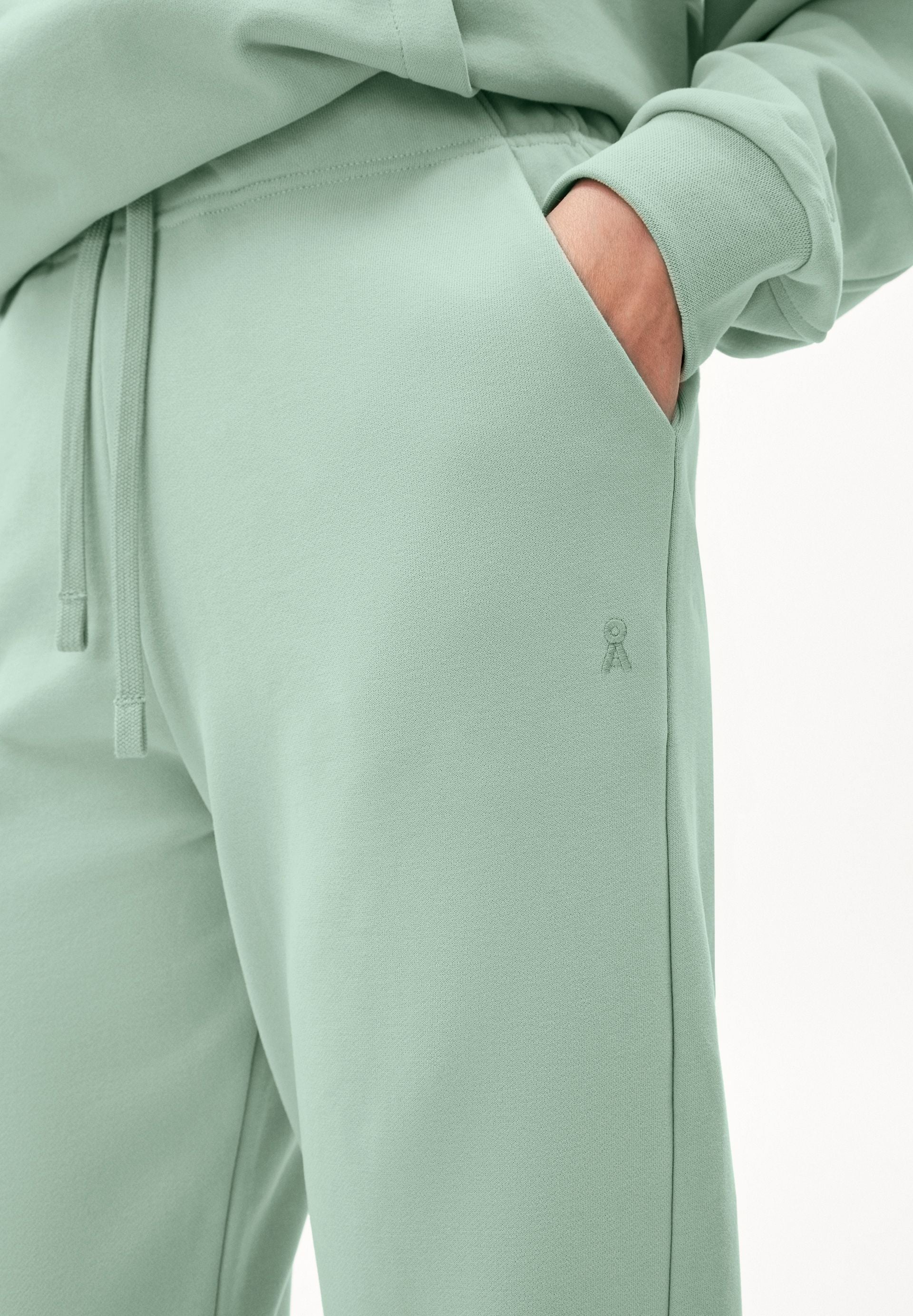 IVAA | lint - Image 3