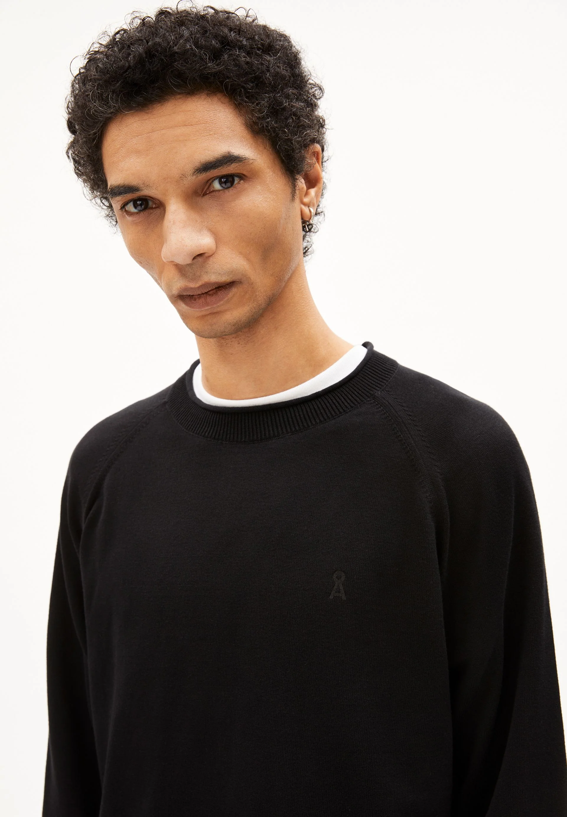 JAAIRO | black - Image 3
