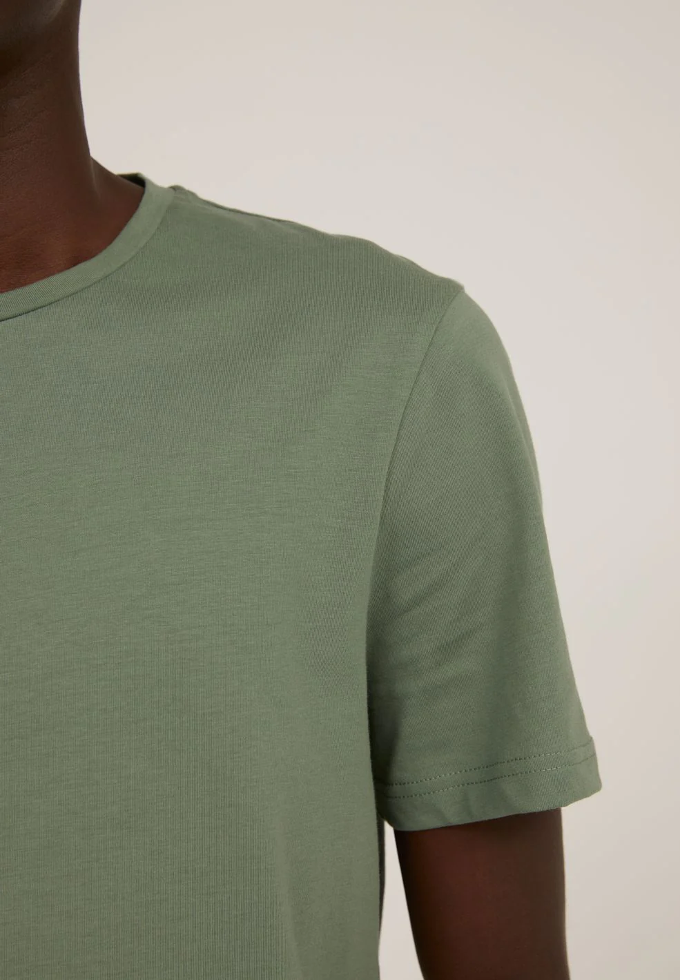 JAAMES T-SHIRT | agave - Image 3