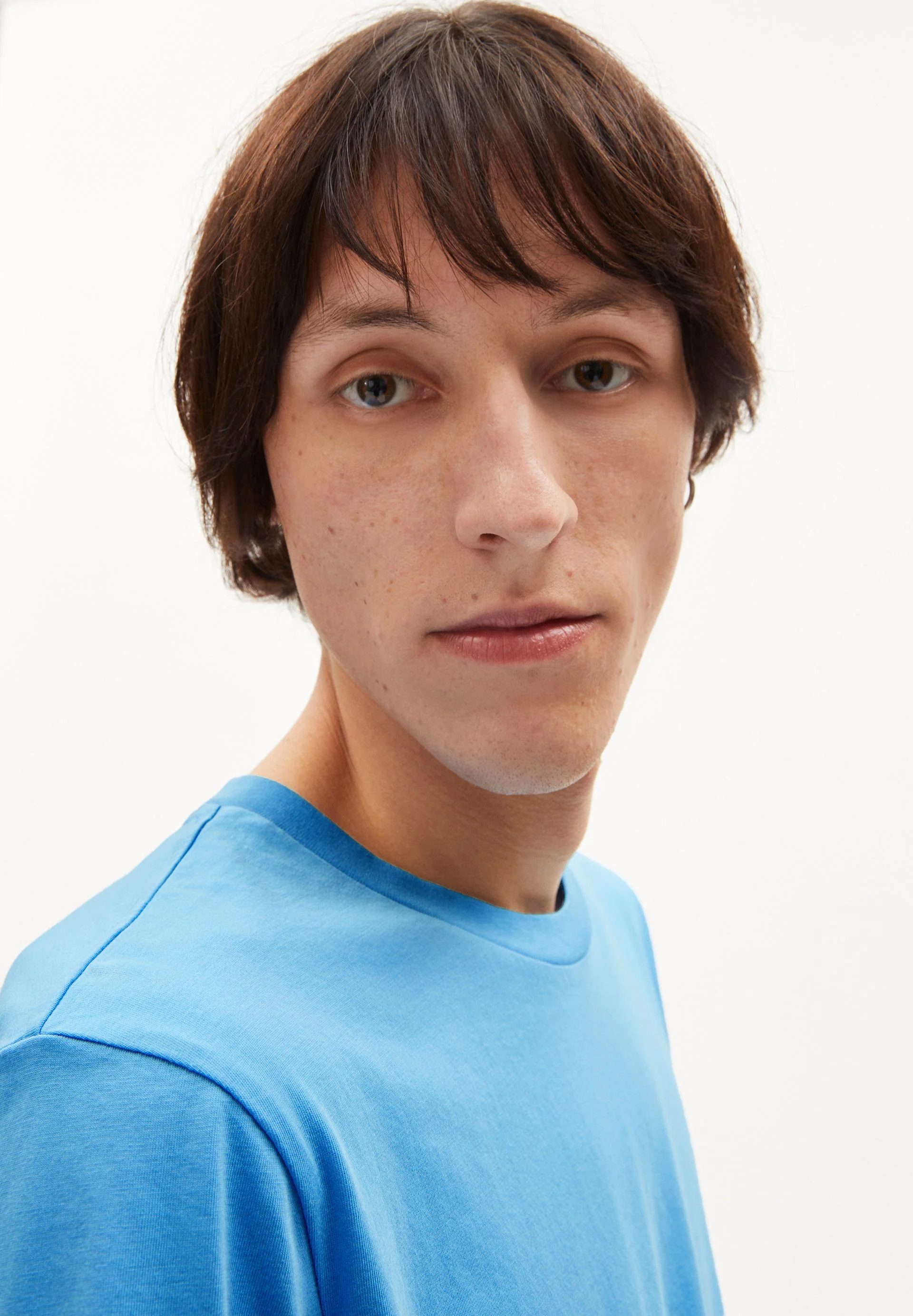 JAAMES T-SHIRT | blueniverse - Image 3