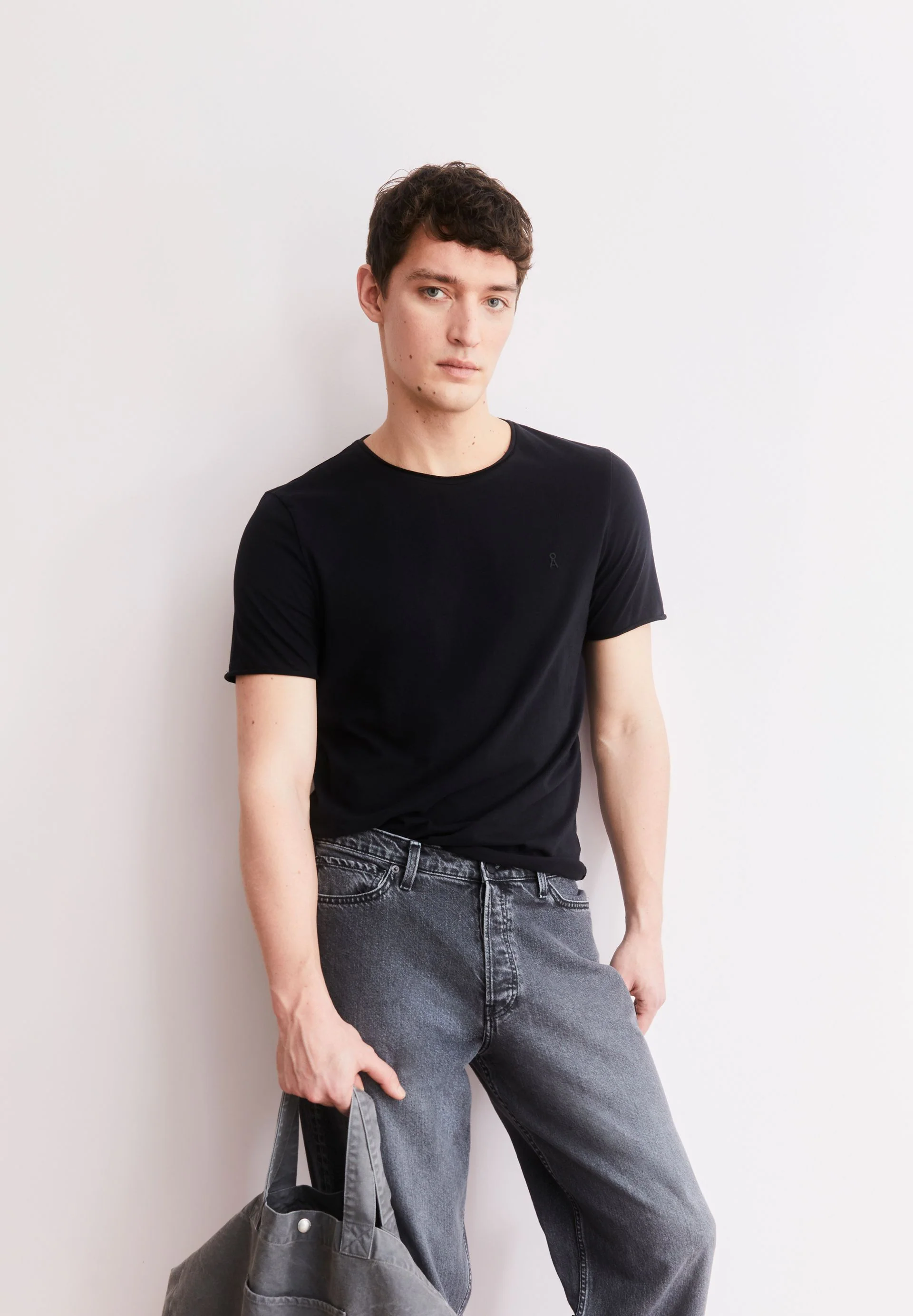 JAAMES BRUSHED T-SHIRT | black - Image 4