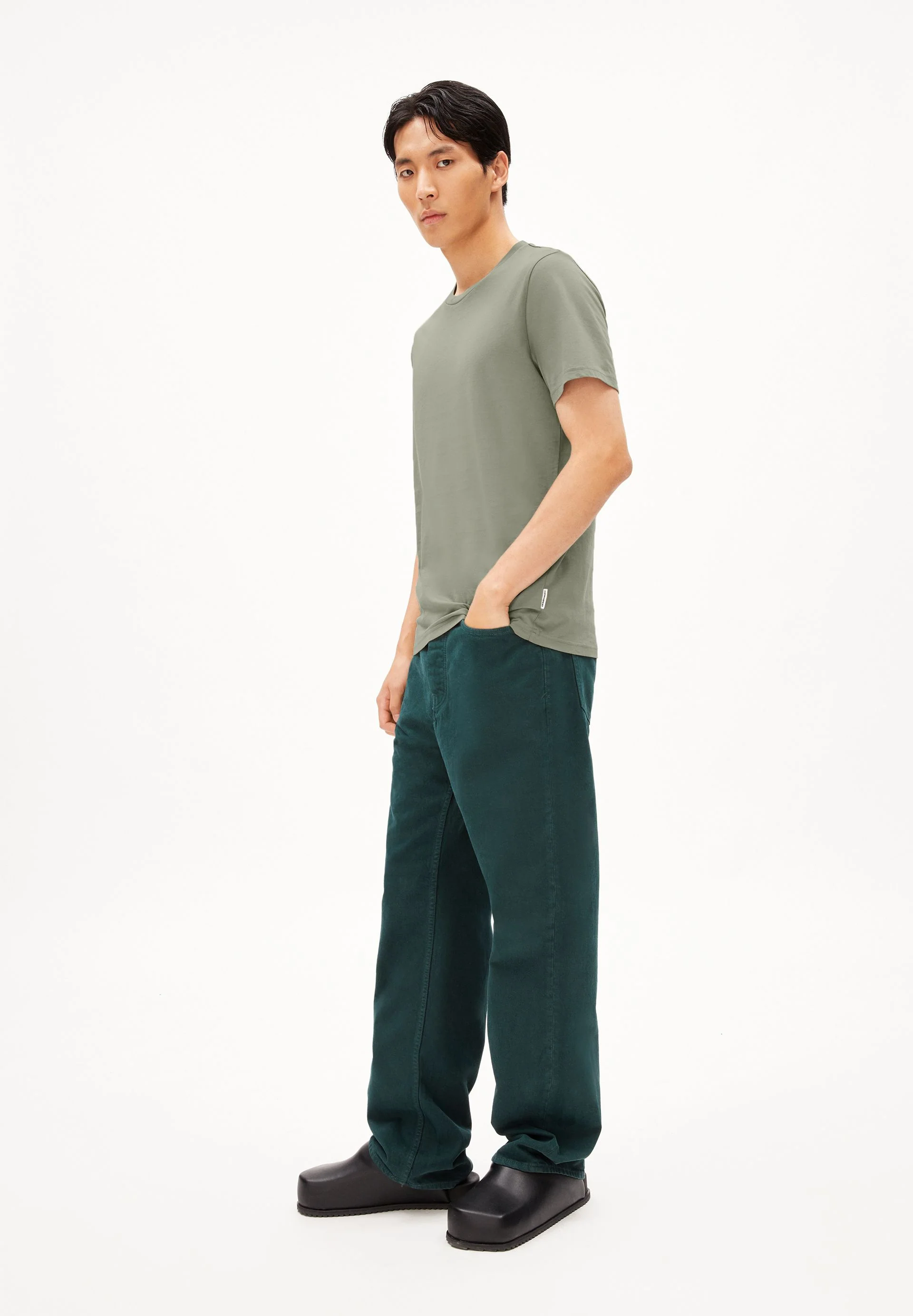 JAAMES T-SHIRT | cool sage - Image 5
