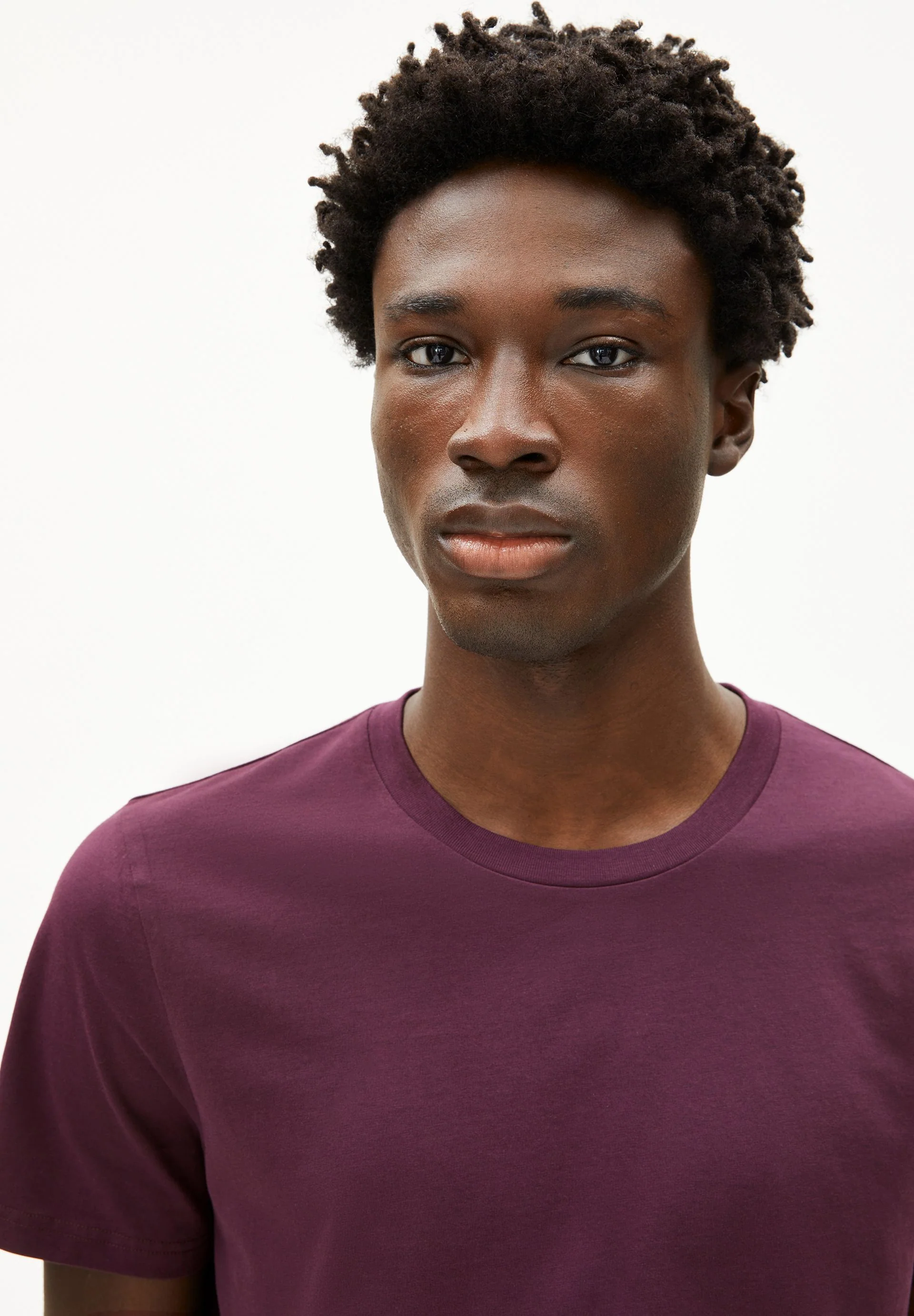 JAAMES T-SHIRT | dark cranberry - Image 3