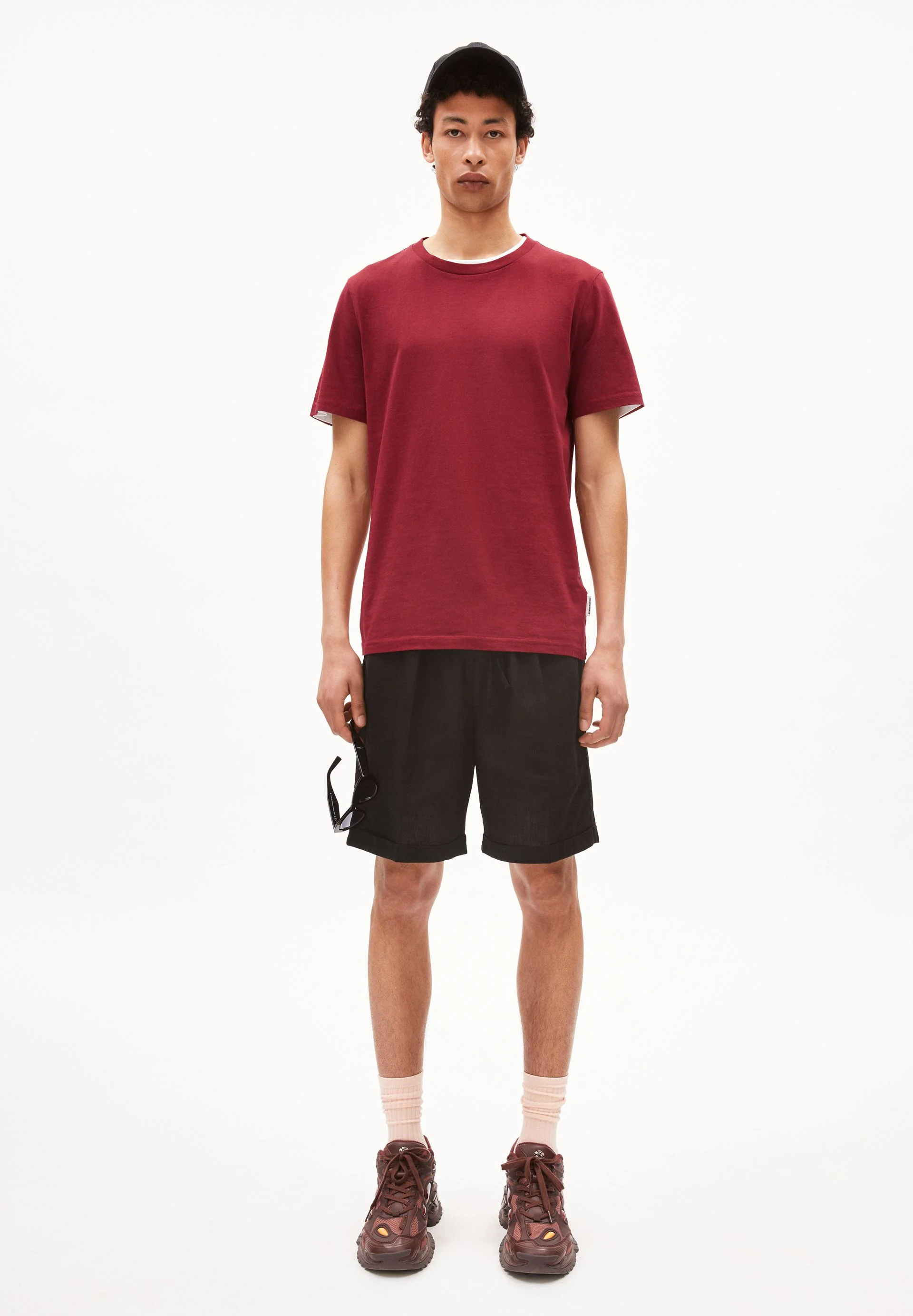 JAAMES T-SHIRT | dark crimson - Image 5