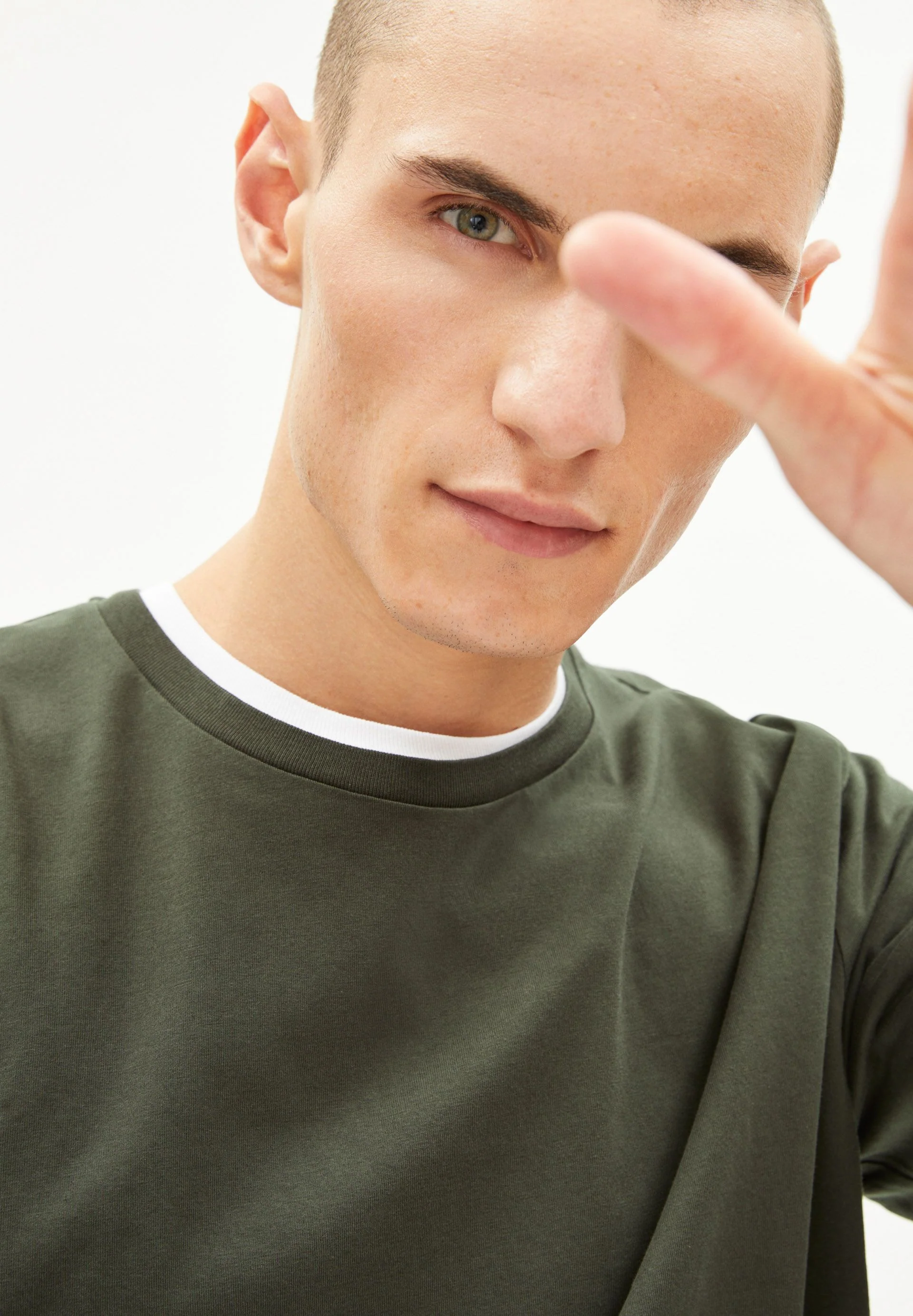 JAAMES T-SHIRT | dark pine - Image 3