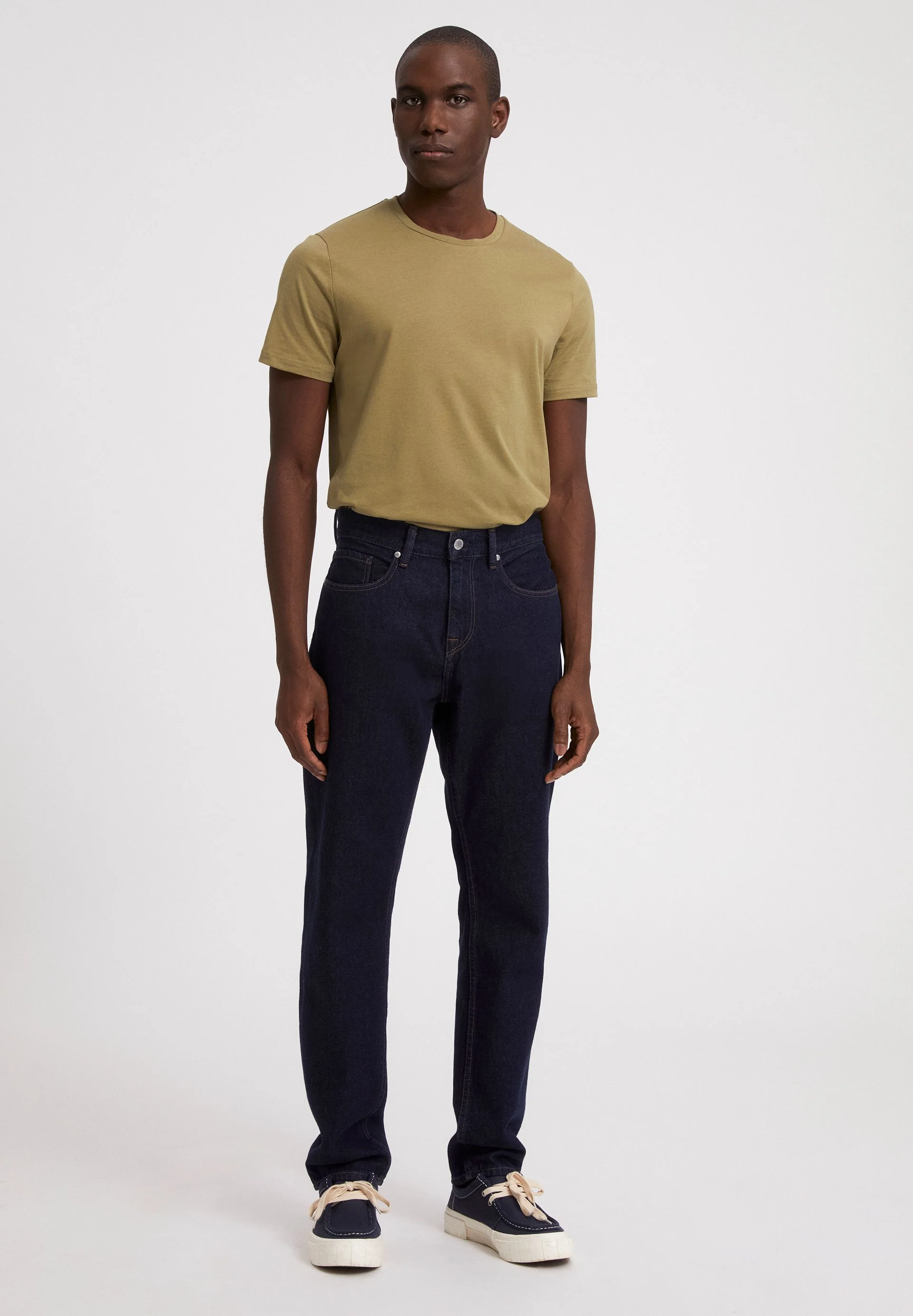 JAAMES T-SHIRT | dark sage - Image 4