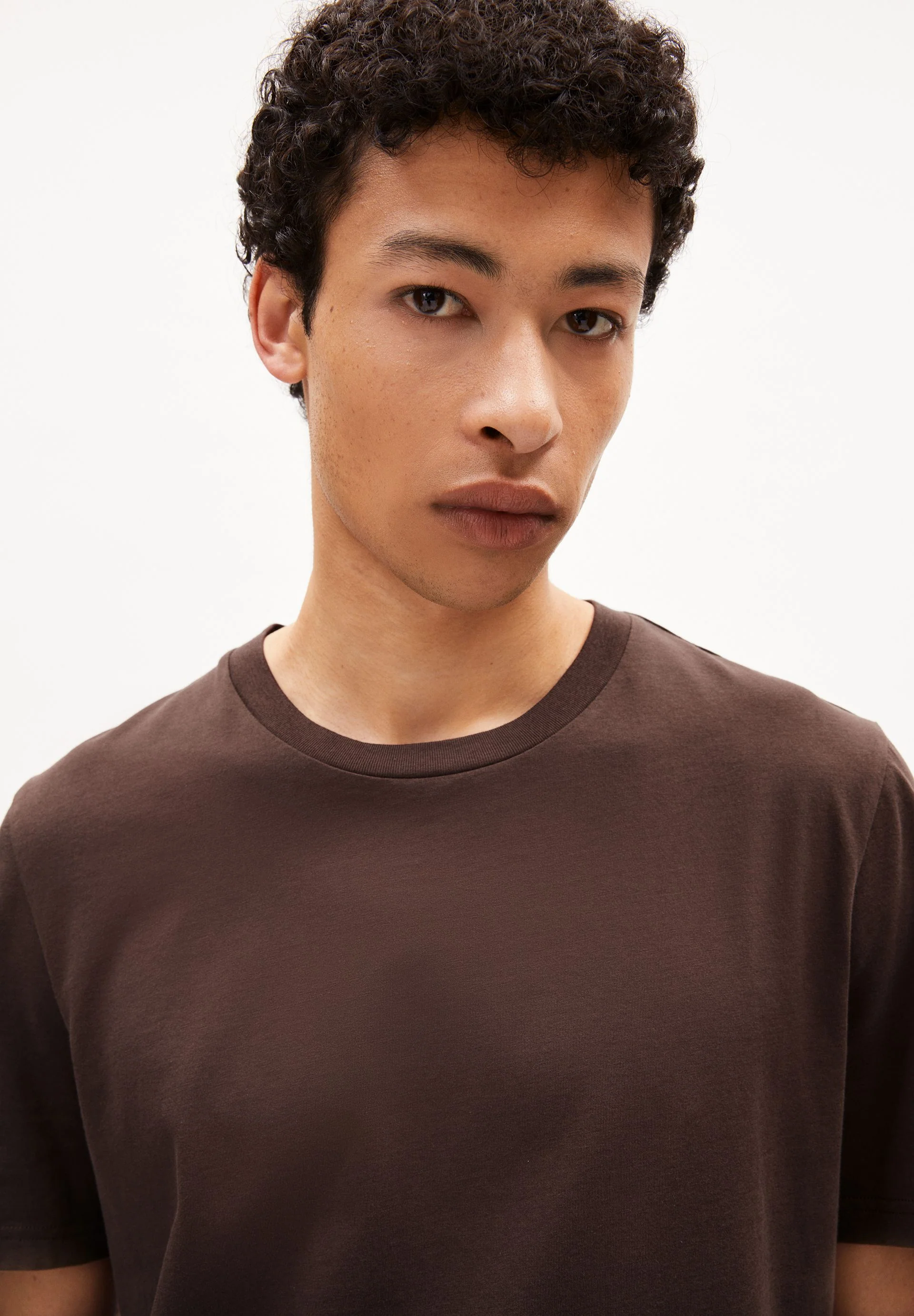 JAAMES T-SHIRT | earth - Image 3