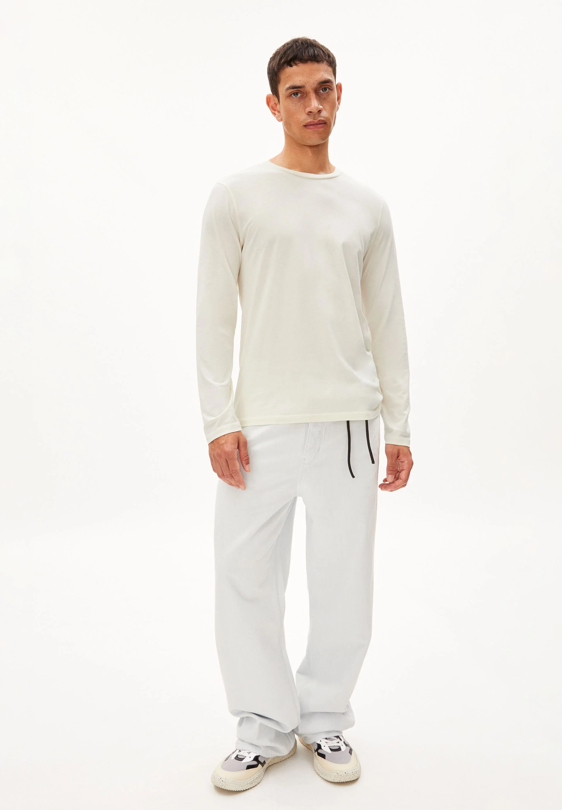 JAAMES LONGSLEEVE | oatmilk - Image 5
