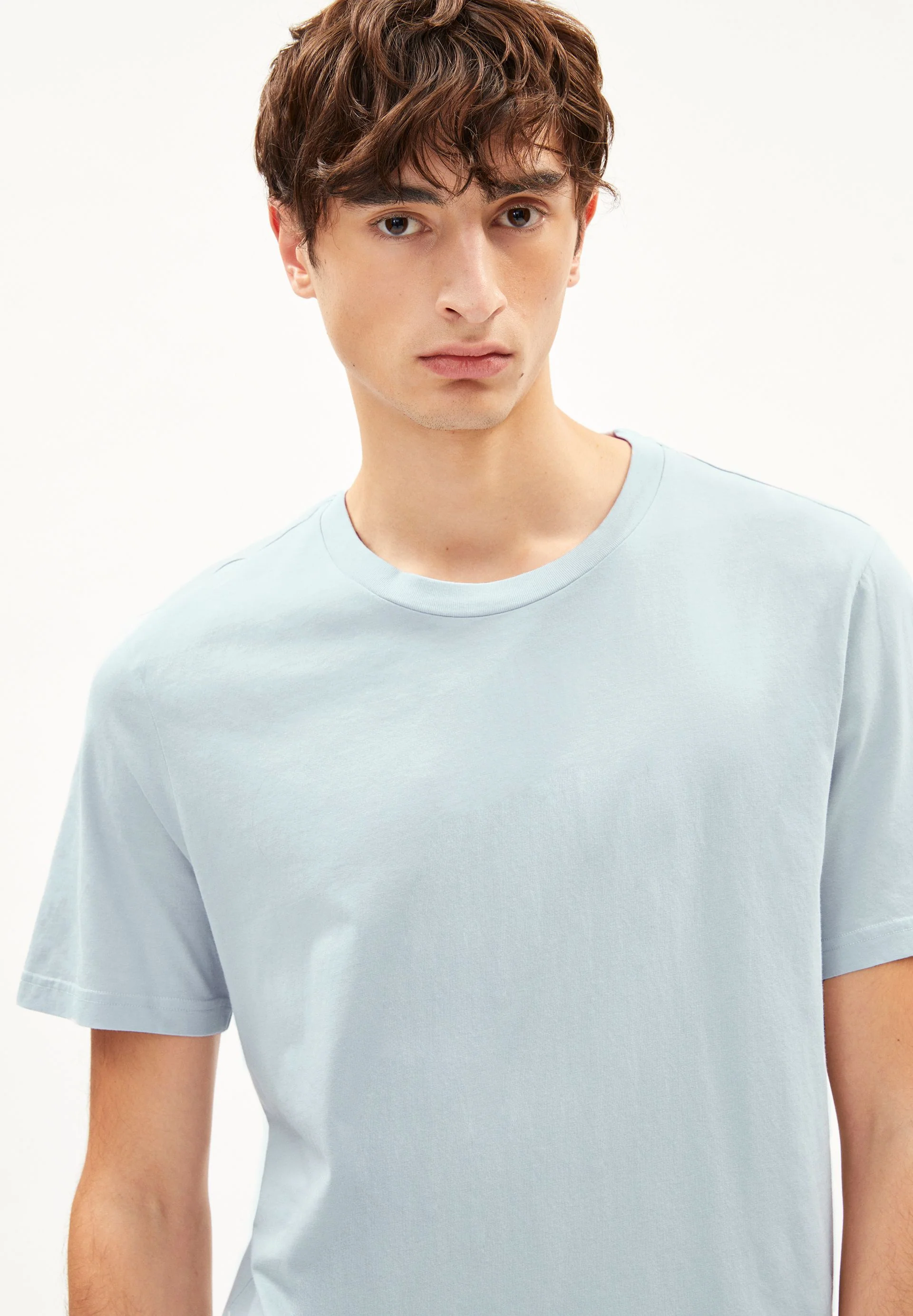 JAAMES T-SHIRT | morning sky - Image 3