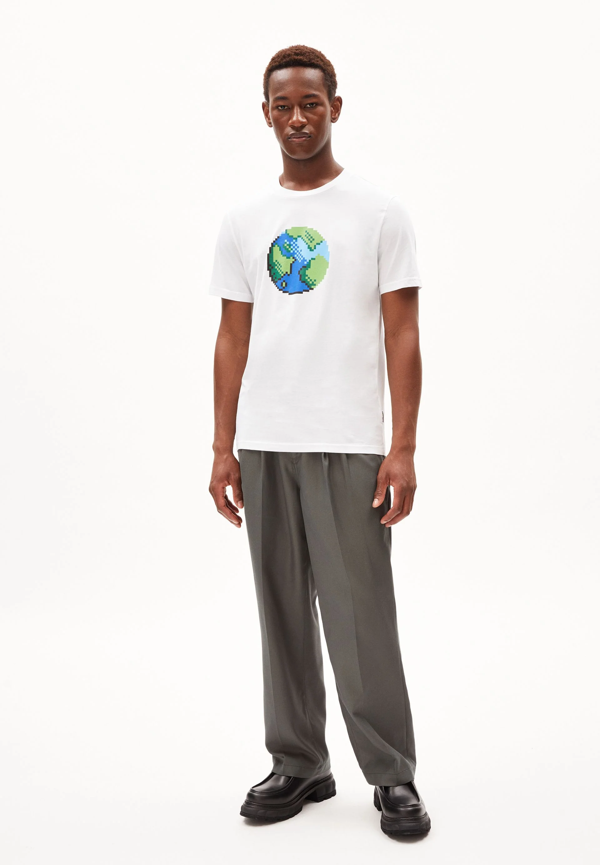 JAAMES PLAANET | white - Image 5