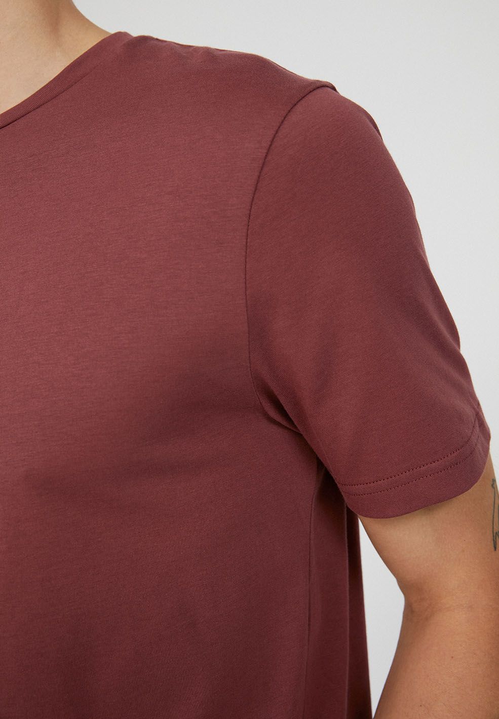JAAMES T-SHIRT | sable red - Image 3