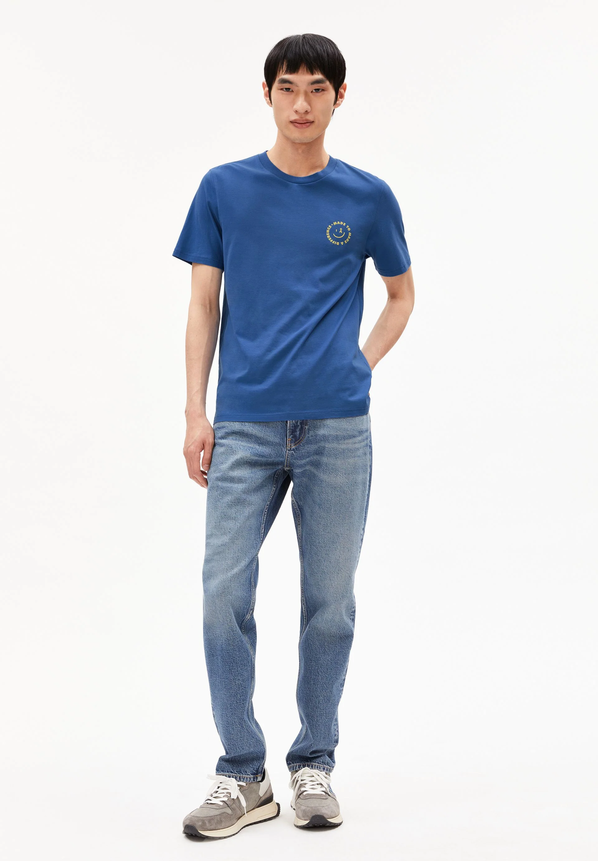 JAAMES SMILEY T-SHIRT | dark morning - Image 5