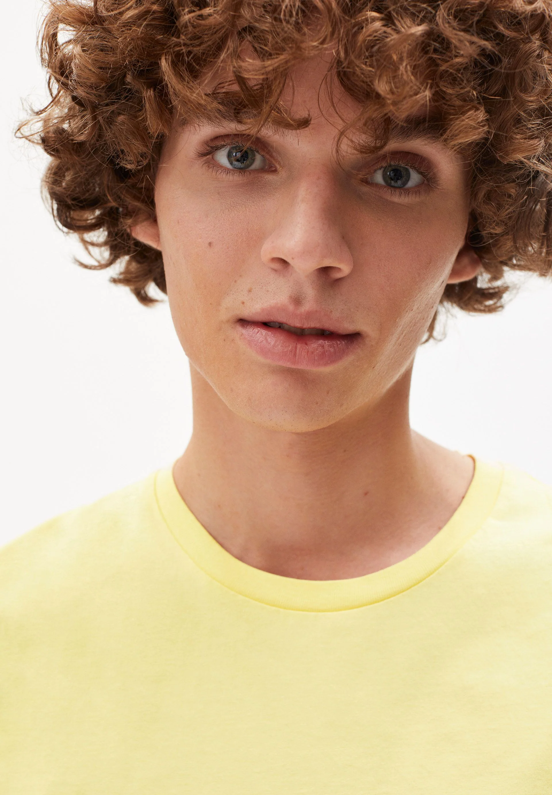 JAAMES T-SHIRT | straw - Image 3
