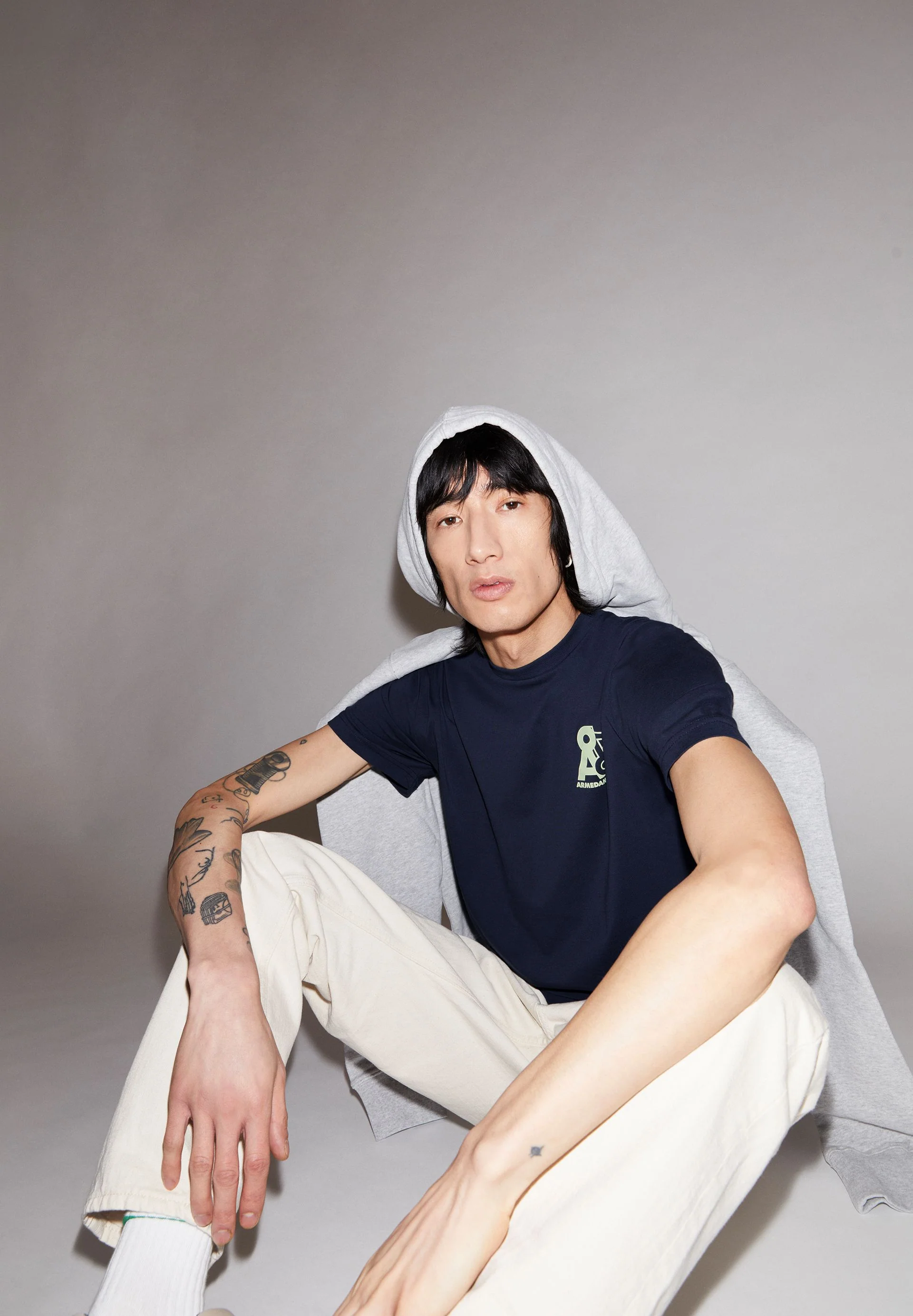 JAAMES UPSIDE DOWN | night sky - Image 4