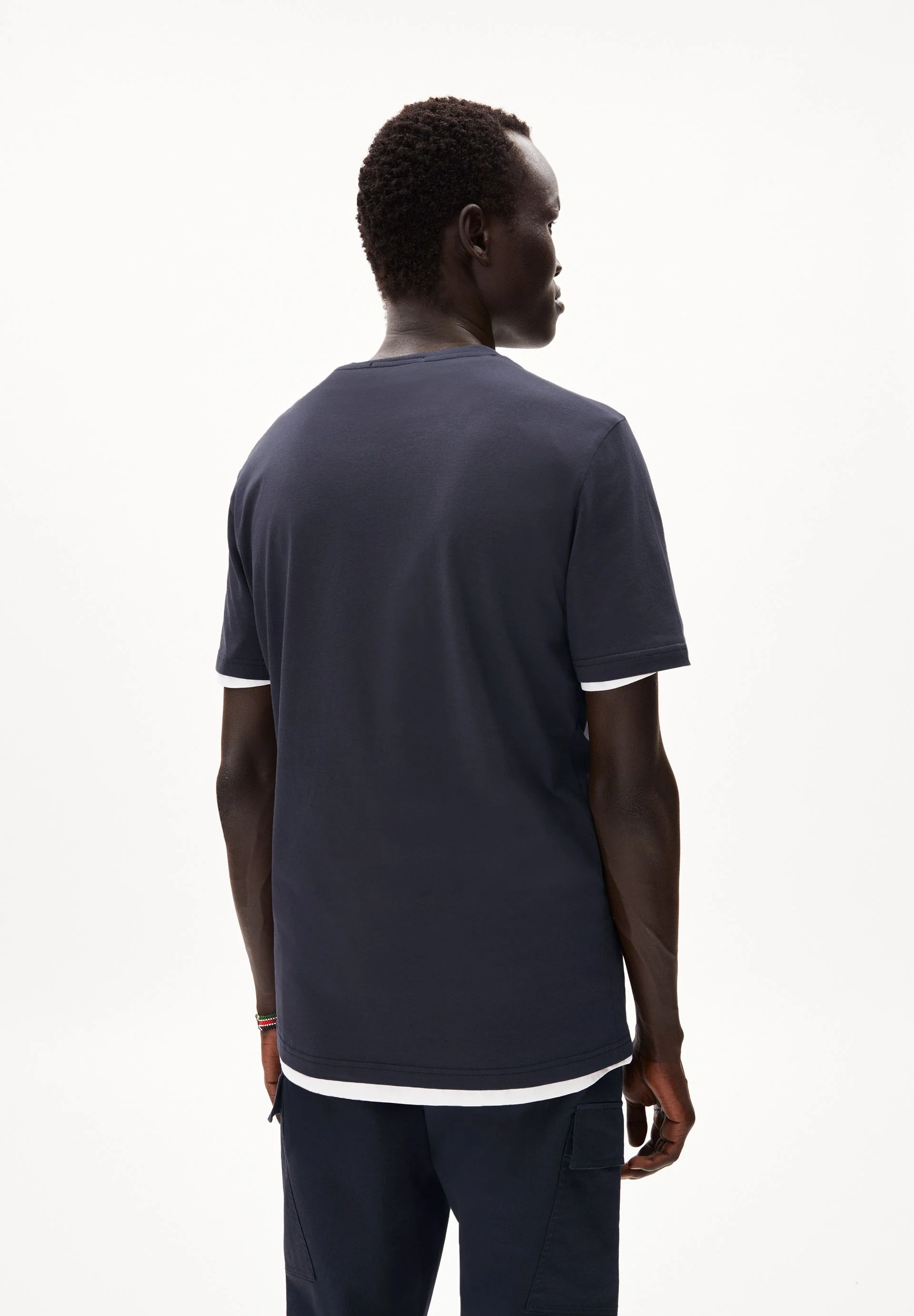 JAAMES V-NECK | night sky - Image 2