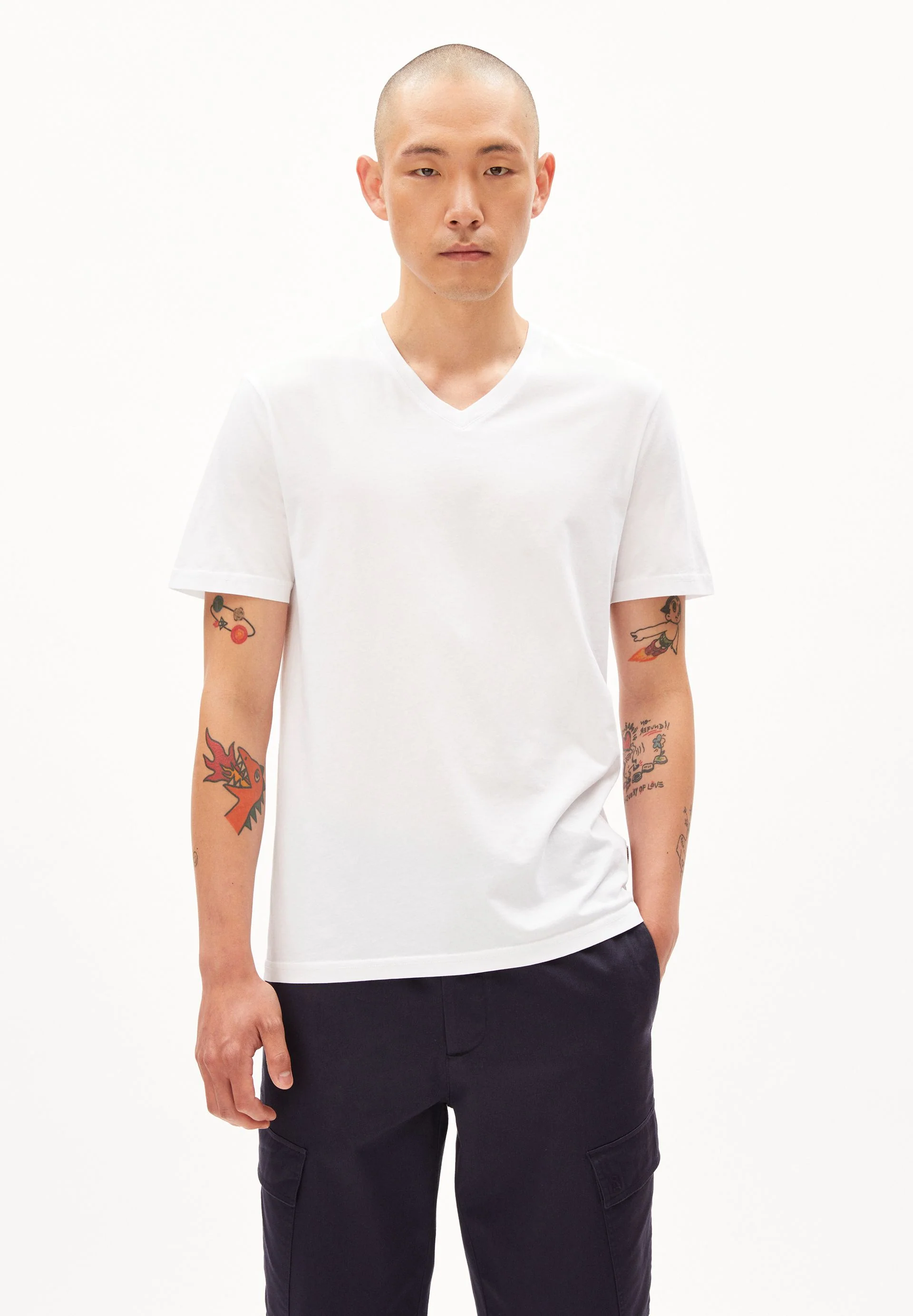 JAAMES V-NECK - Image 3