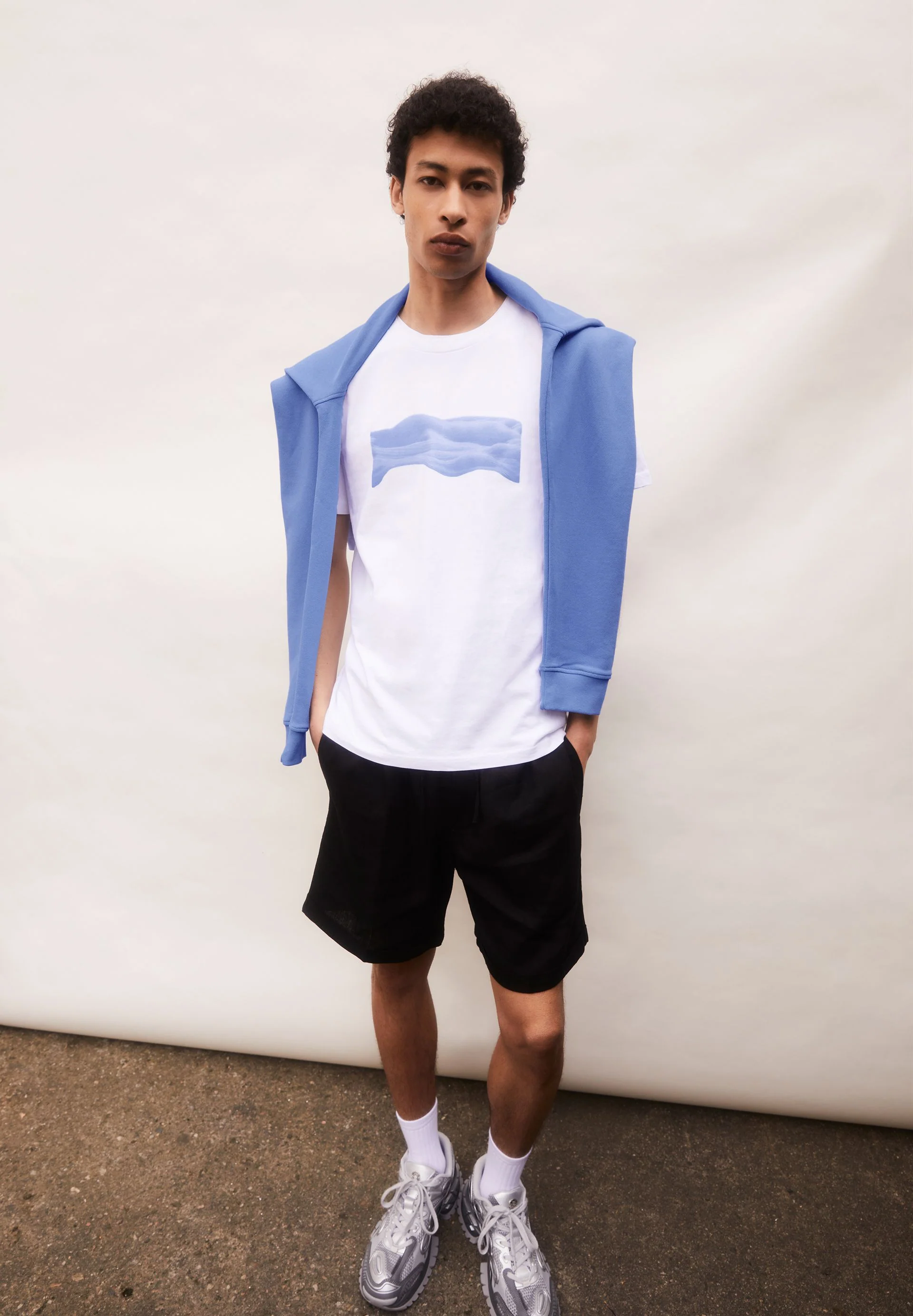 JAAMES WAVY CLOUDS | white - Image 4