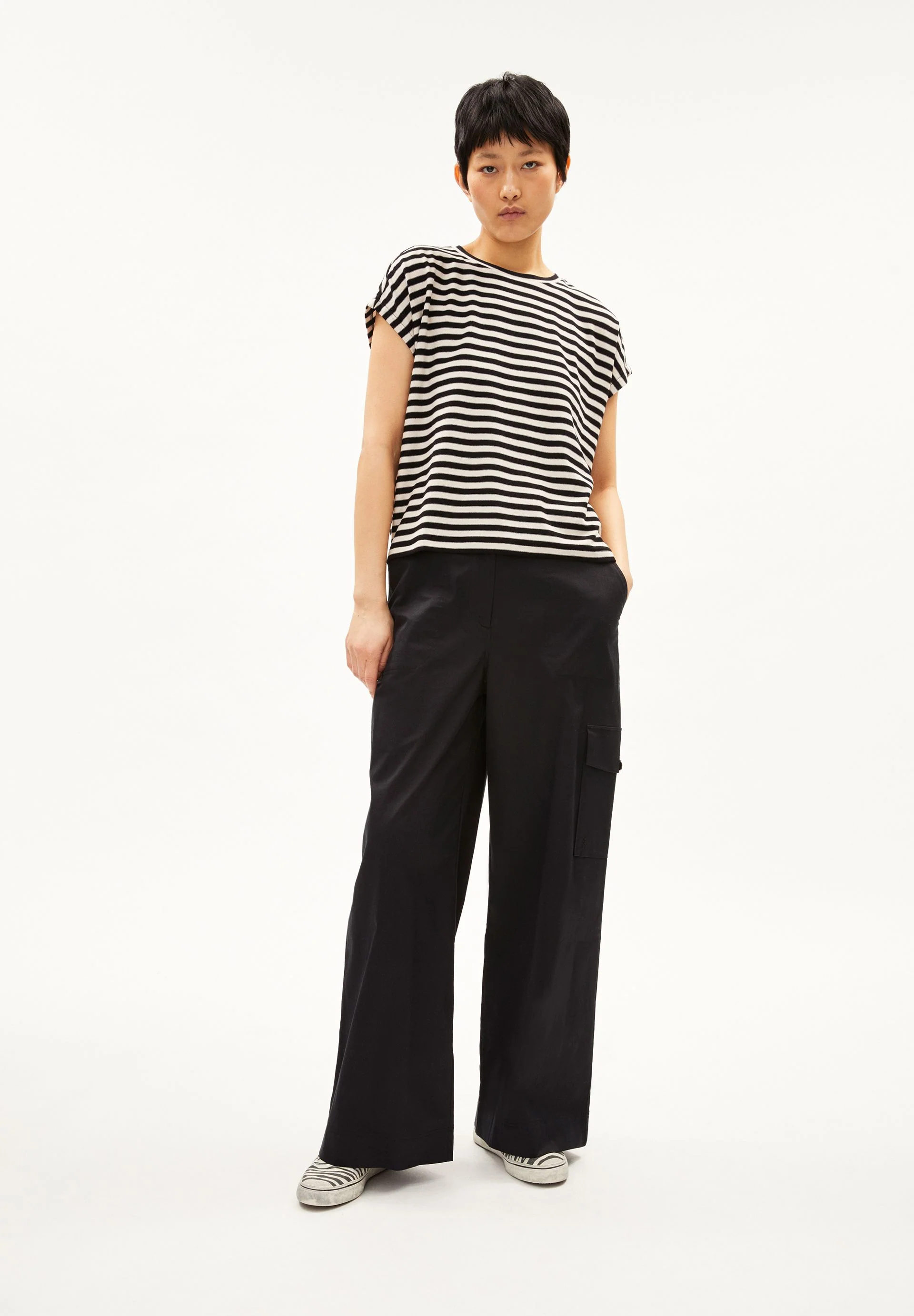 JAANISA KNITTED STRIPE | kitt-black - Image 5