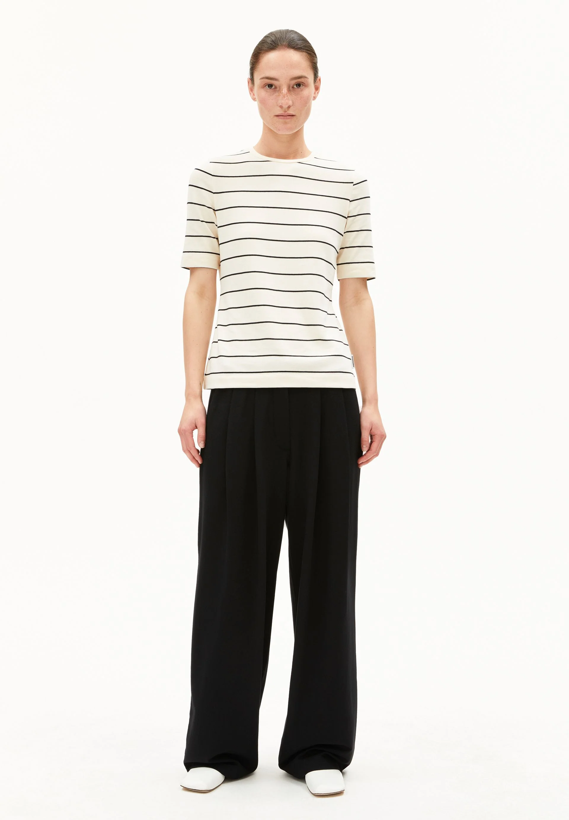 JAANISARA GESTREIFTES T-SHIRT | oatmilk-black - Image 5