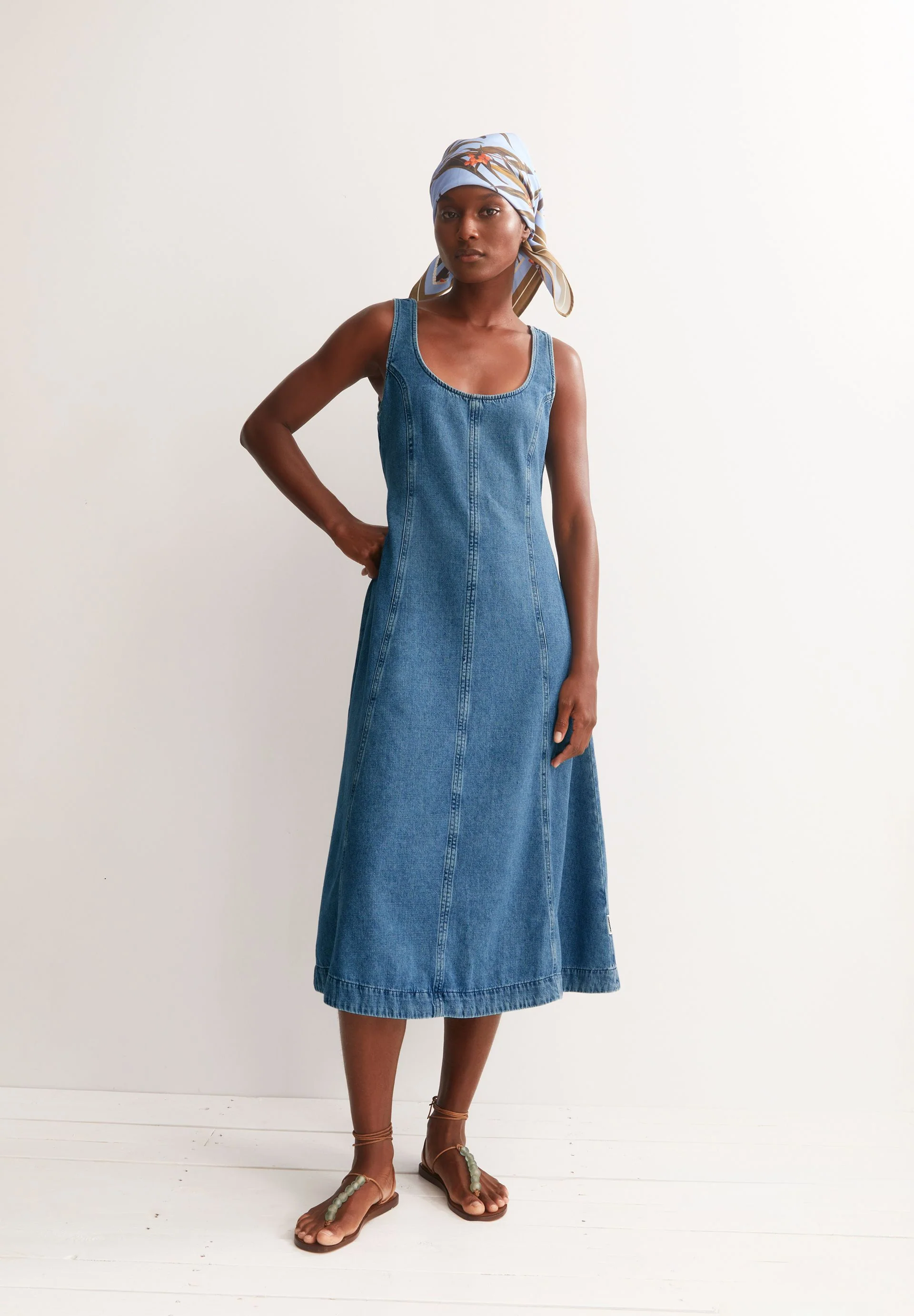 JEANS-MIDI-KLEID | muscari - Image 4