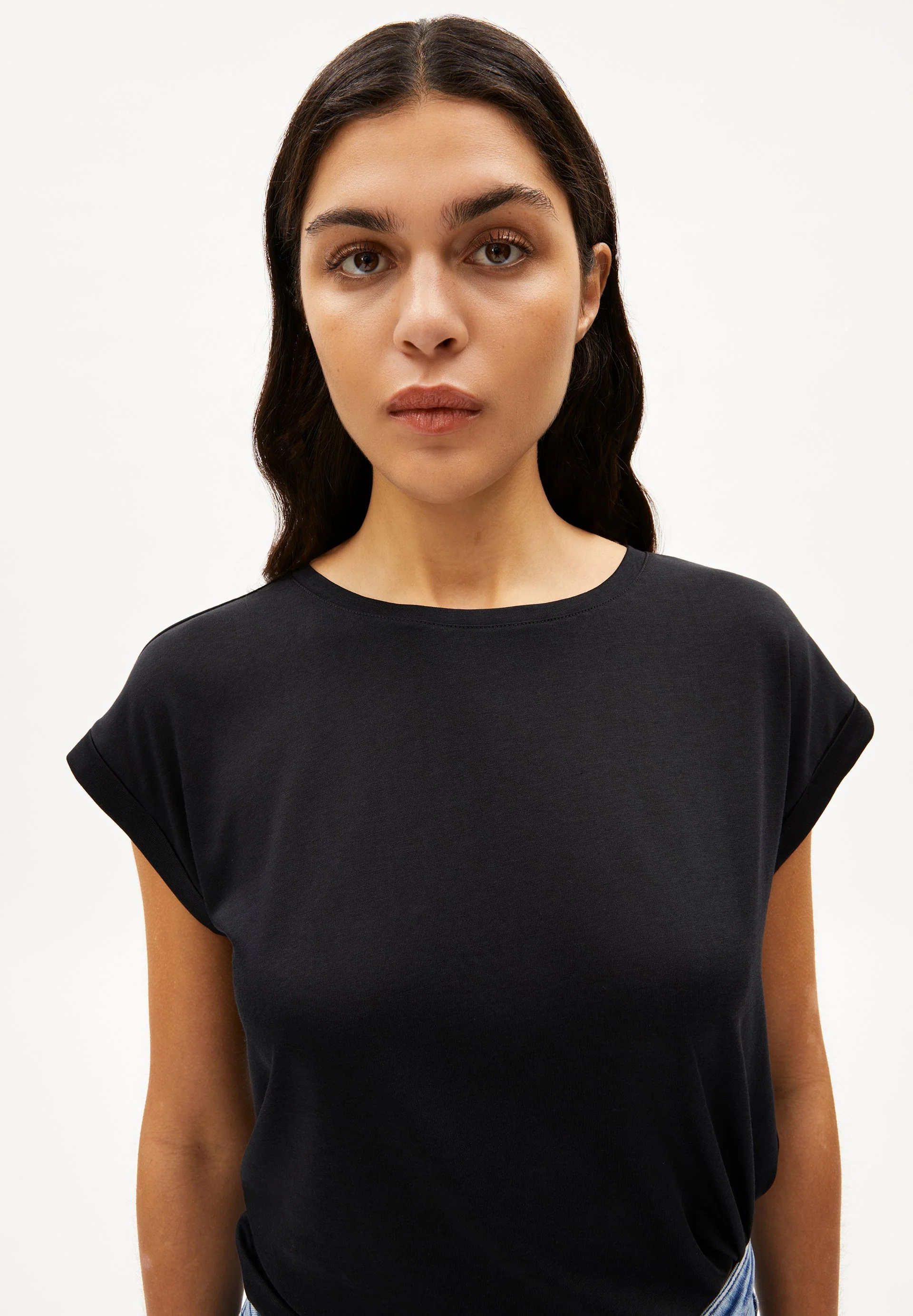 JILAANA T-SHIRT | black - Image 3