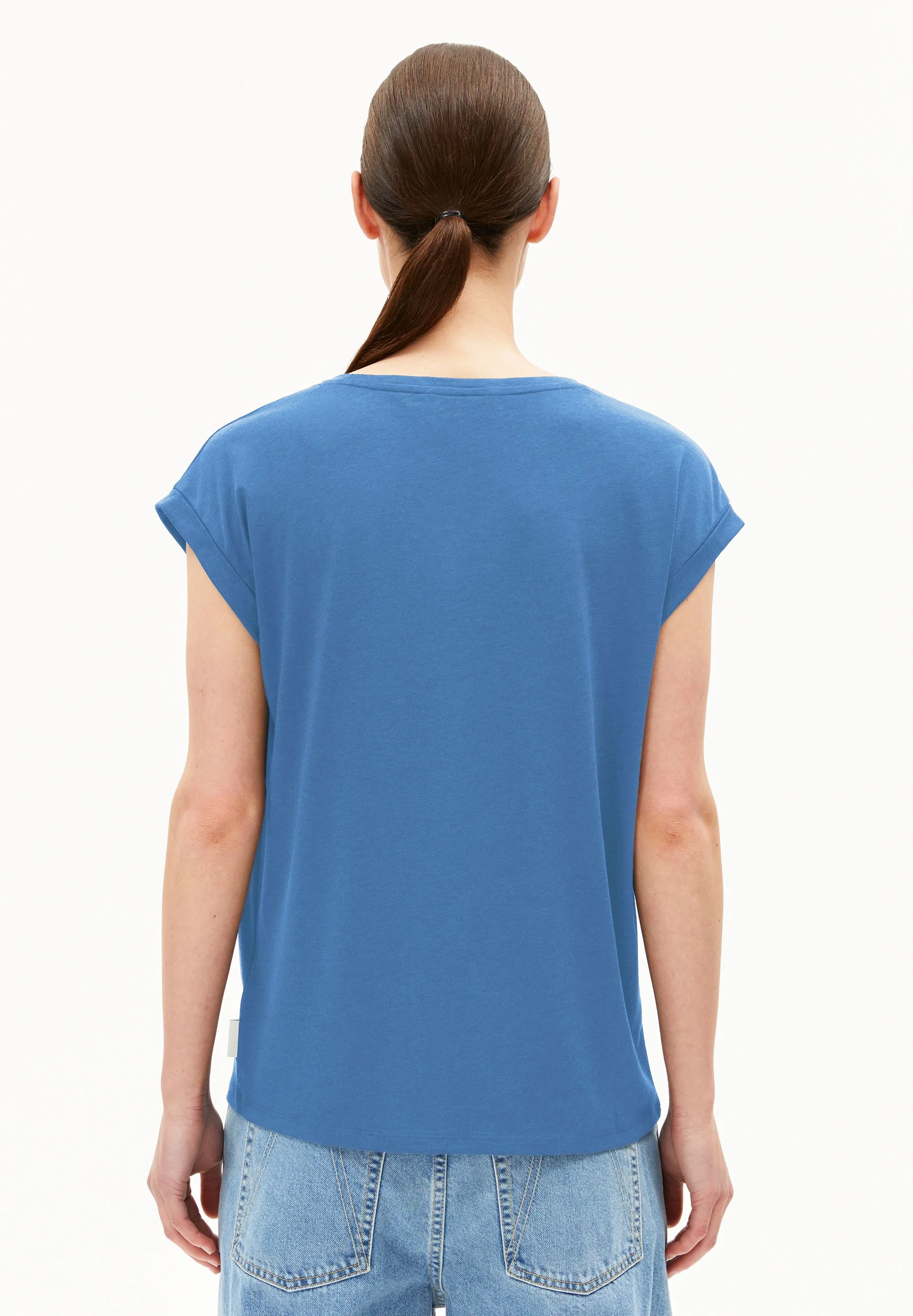 JILAANA T-SHIRT | dark morning - Image 2