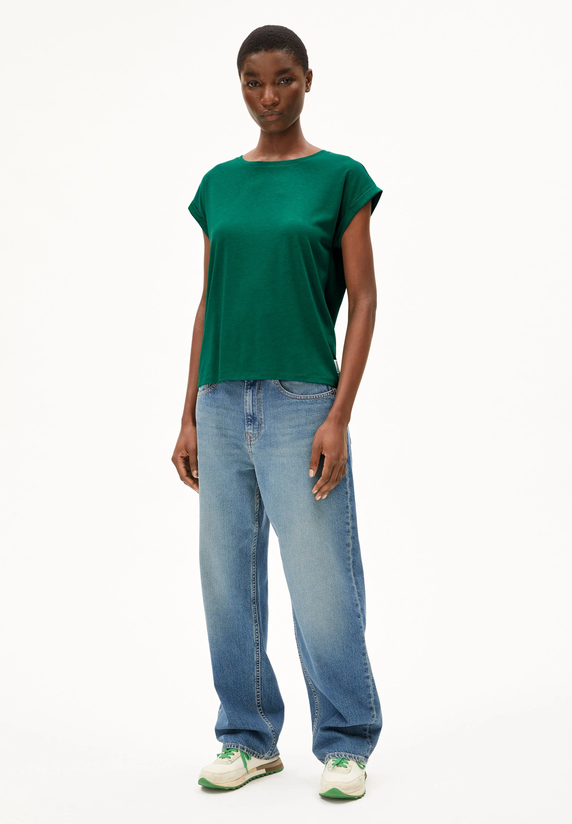 JILAANA T-SHIRT | emerald green - Image 5