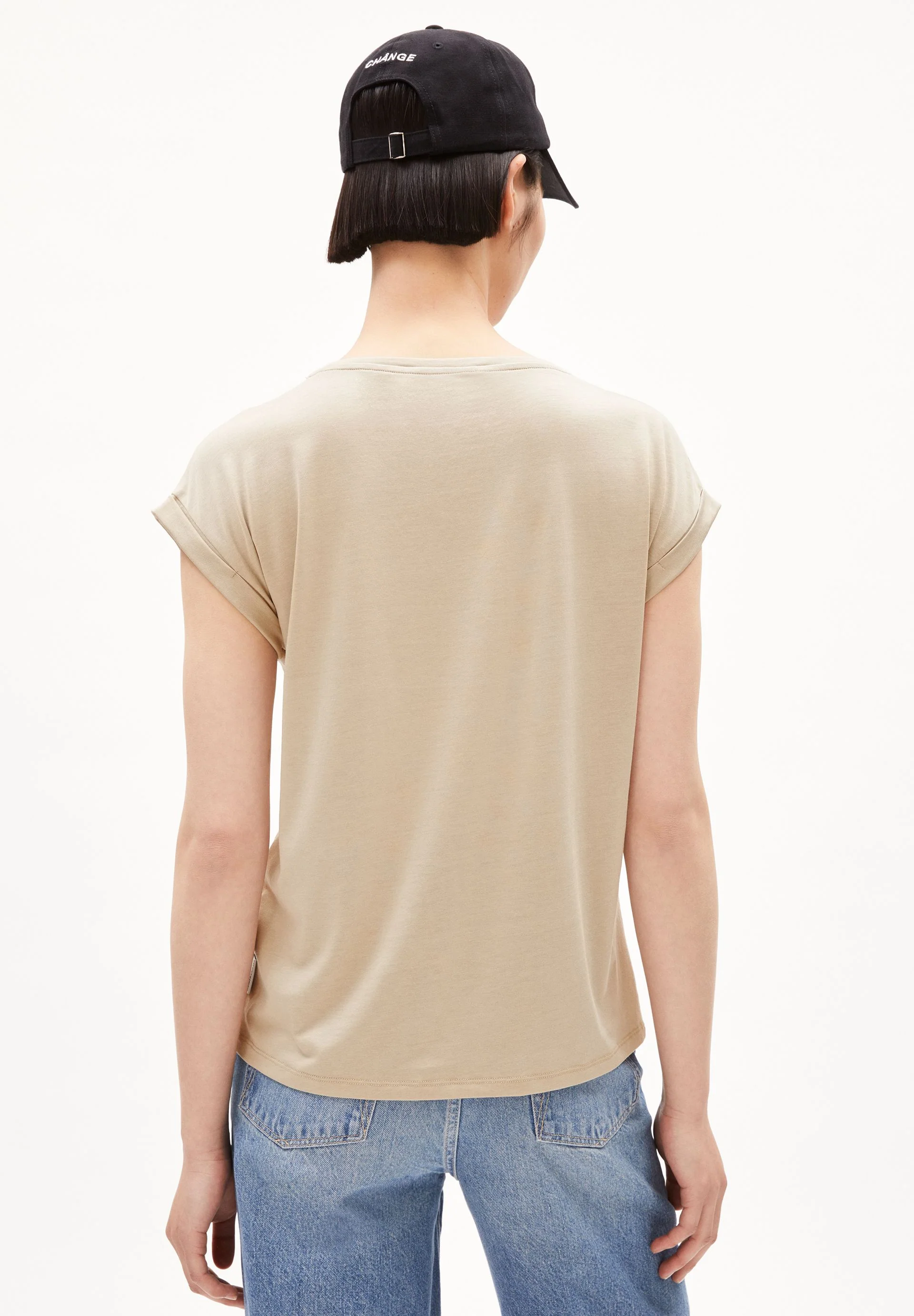 JILAANA T-SHIRT | gravel - Image 2