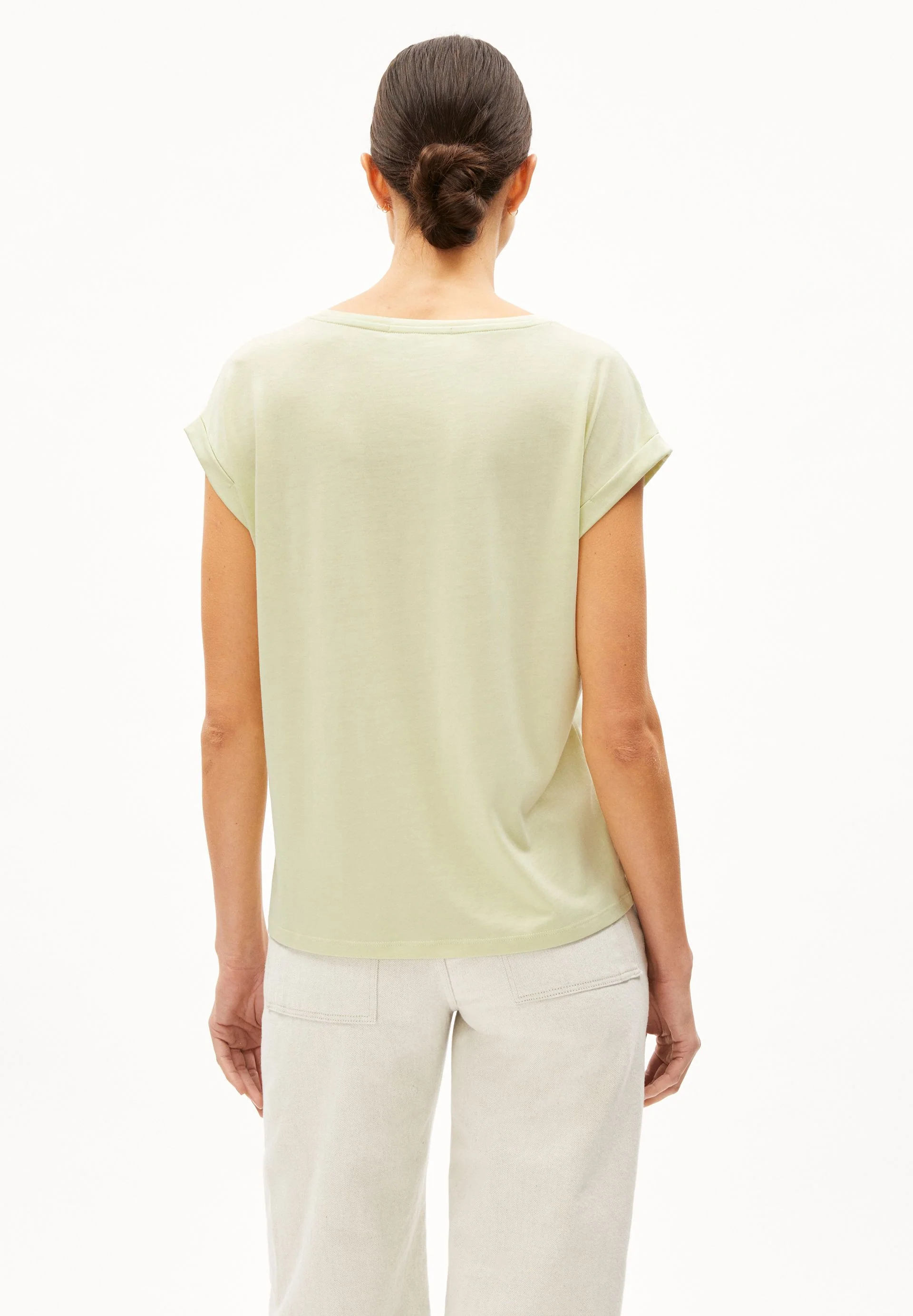 JILAANA T-SHIRT | pastel green - Image 2