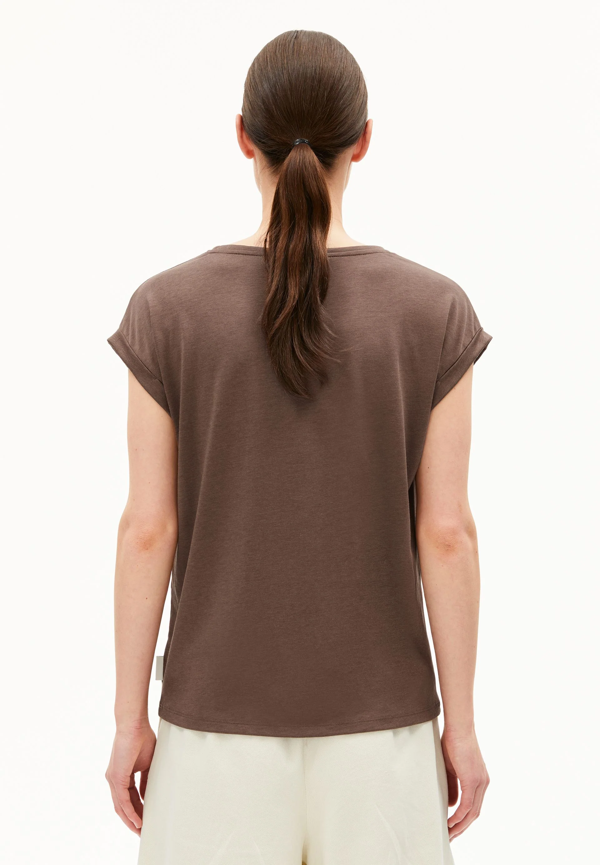 JILAANA T-SHIRT | toasty tan - Image 2