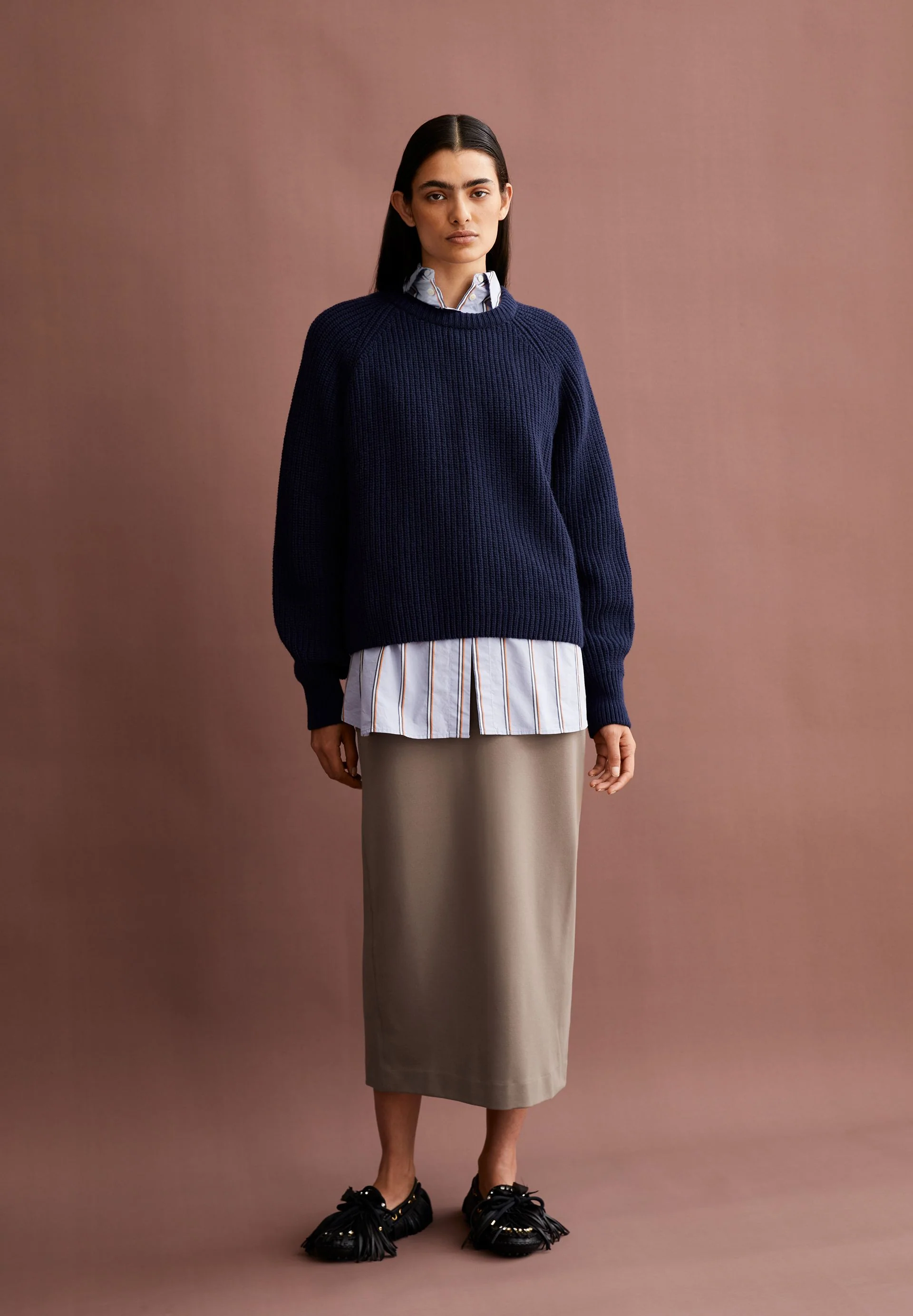 RIB KNIT SWEATER | tinted navy - Image 4
