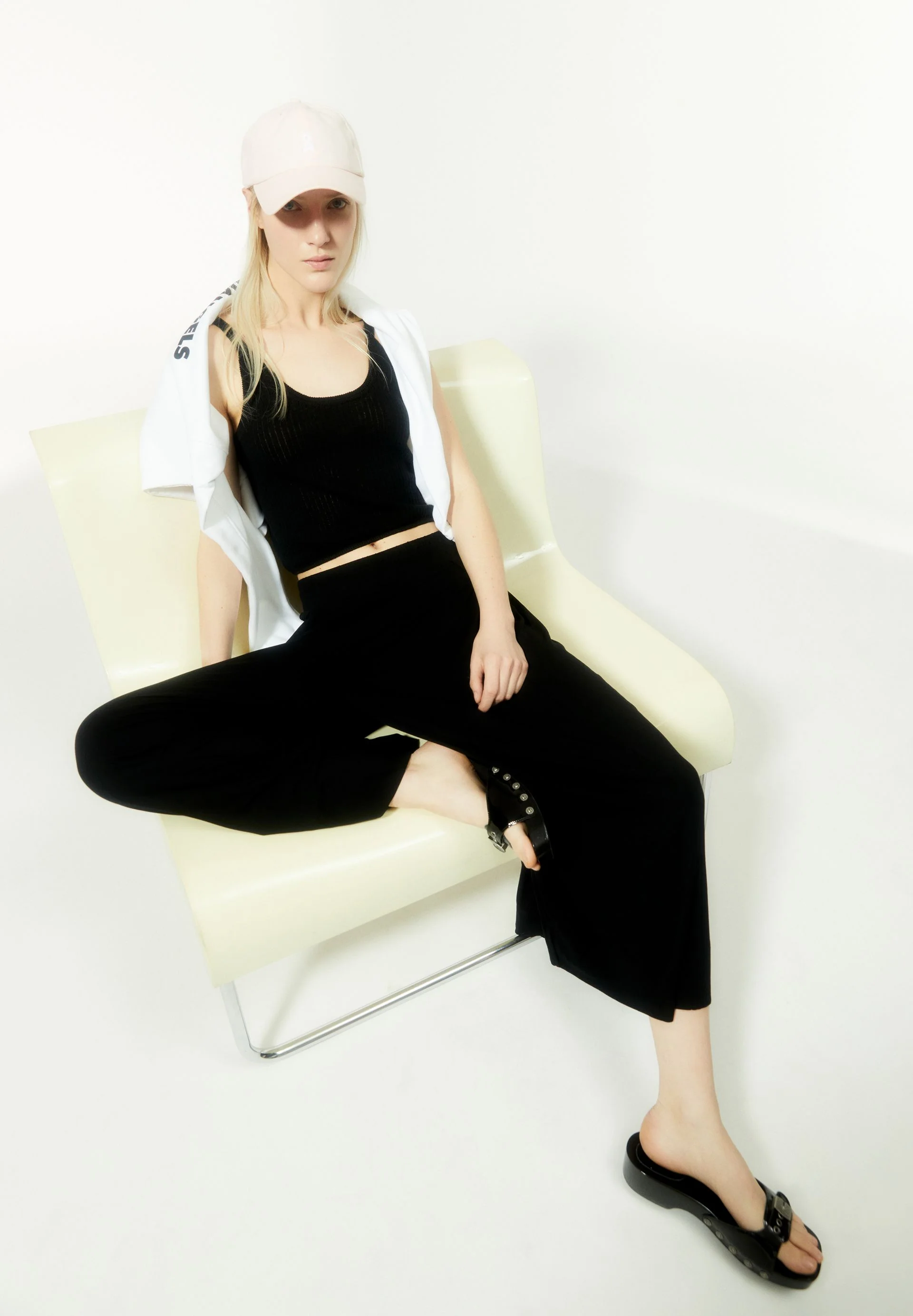 KAARO LINI | black - Image 4