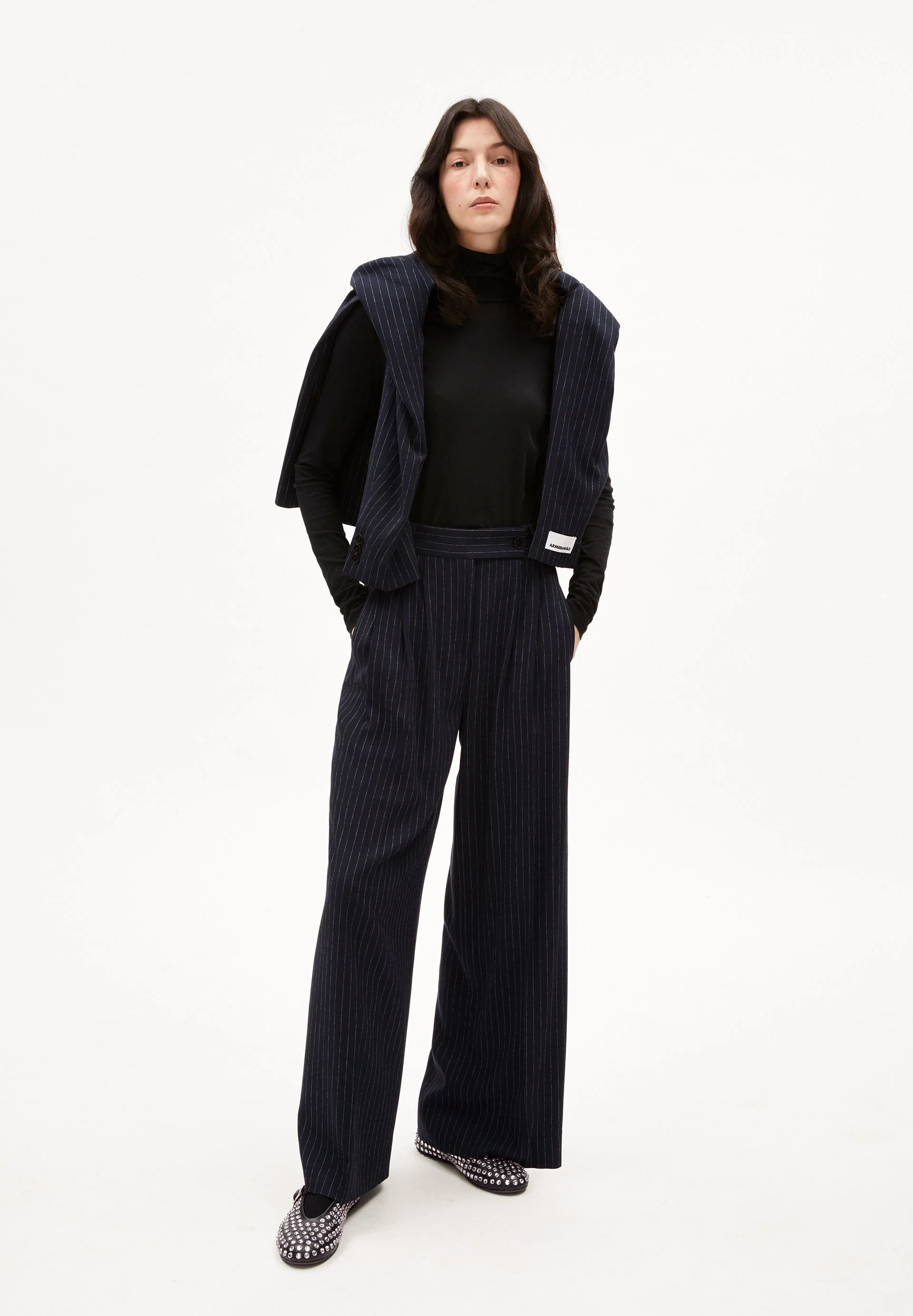 KAAYUA PINSTRIPE | night sky-white - Image 5