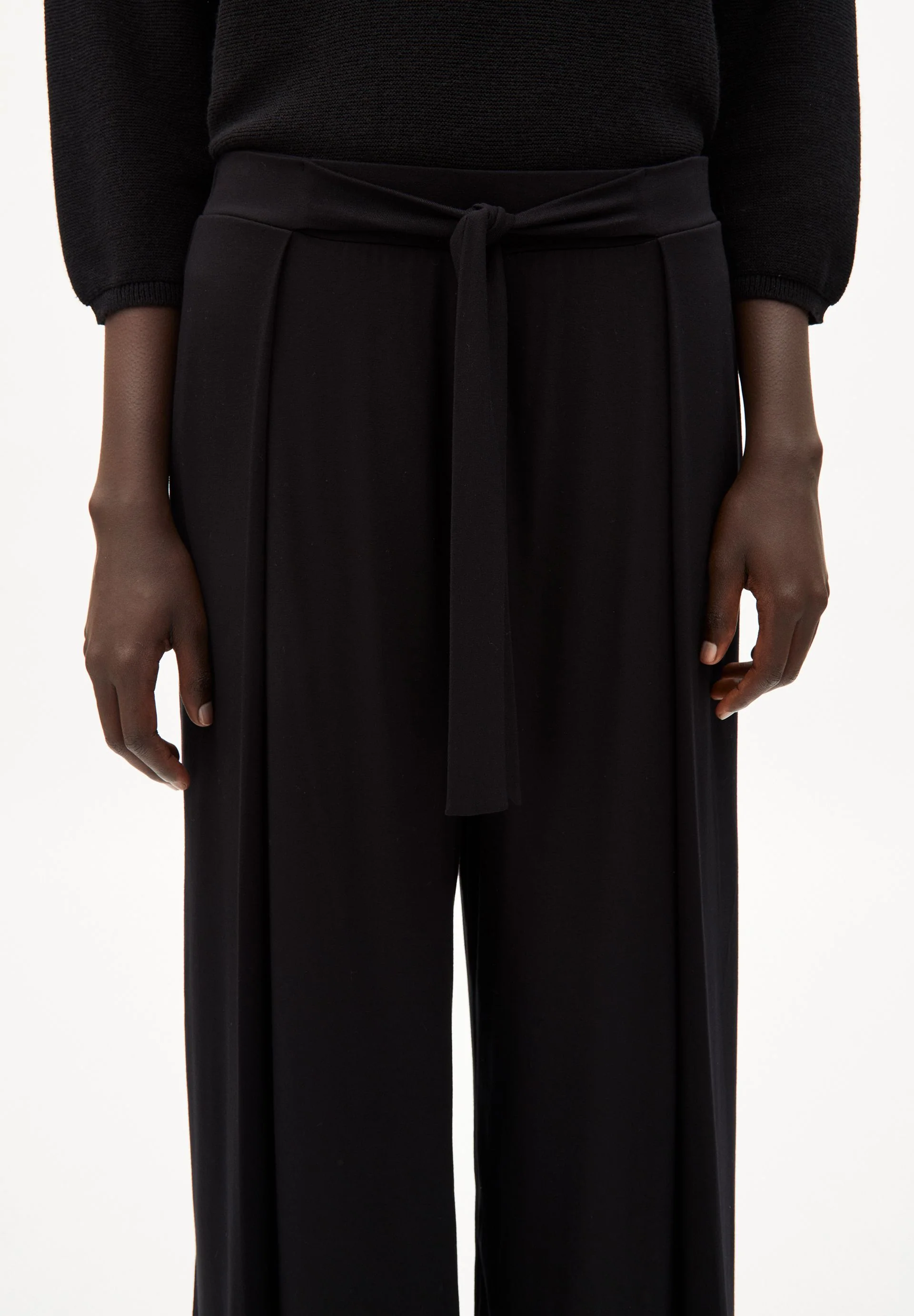 KARO LINAA SOLID | black - Image 3